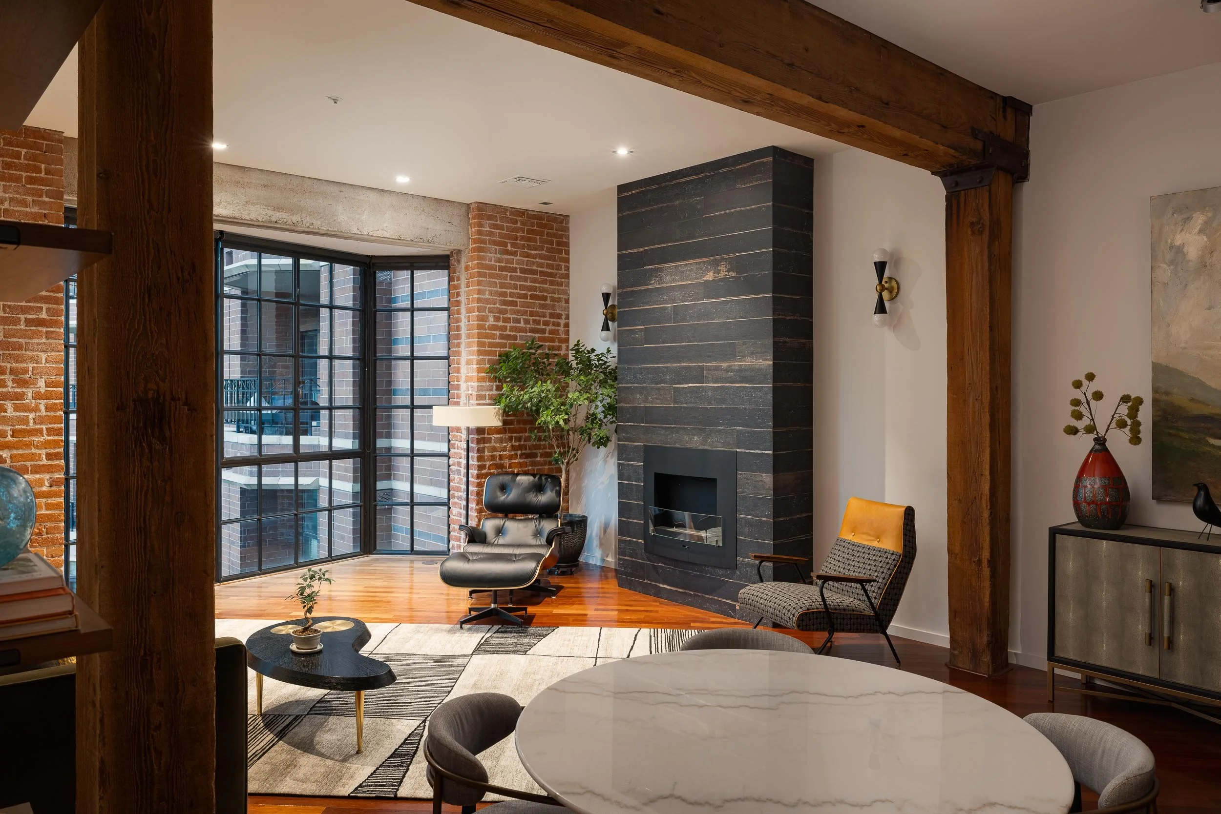 500 W Harbor Dr - WEB + MED RES-17.jpg