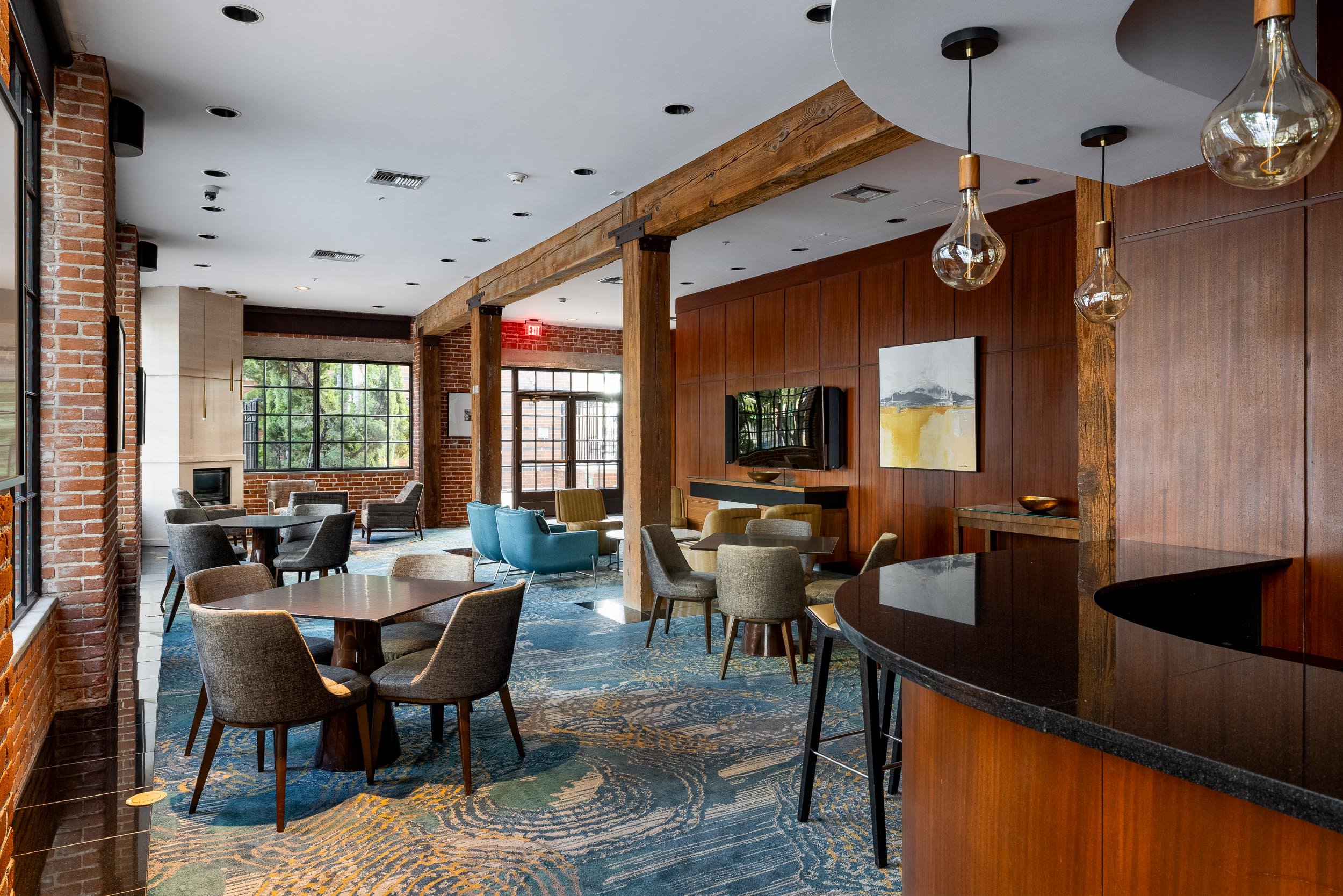 500 W Harbor Dr - WEB + MED RES-34.jpg