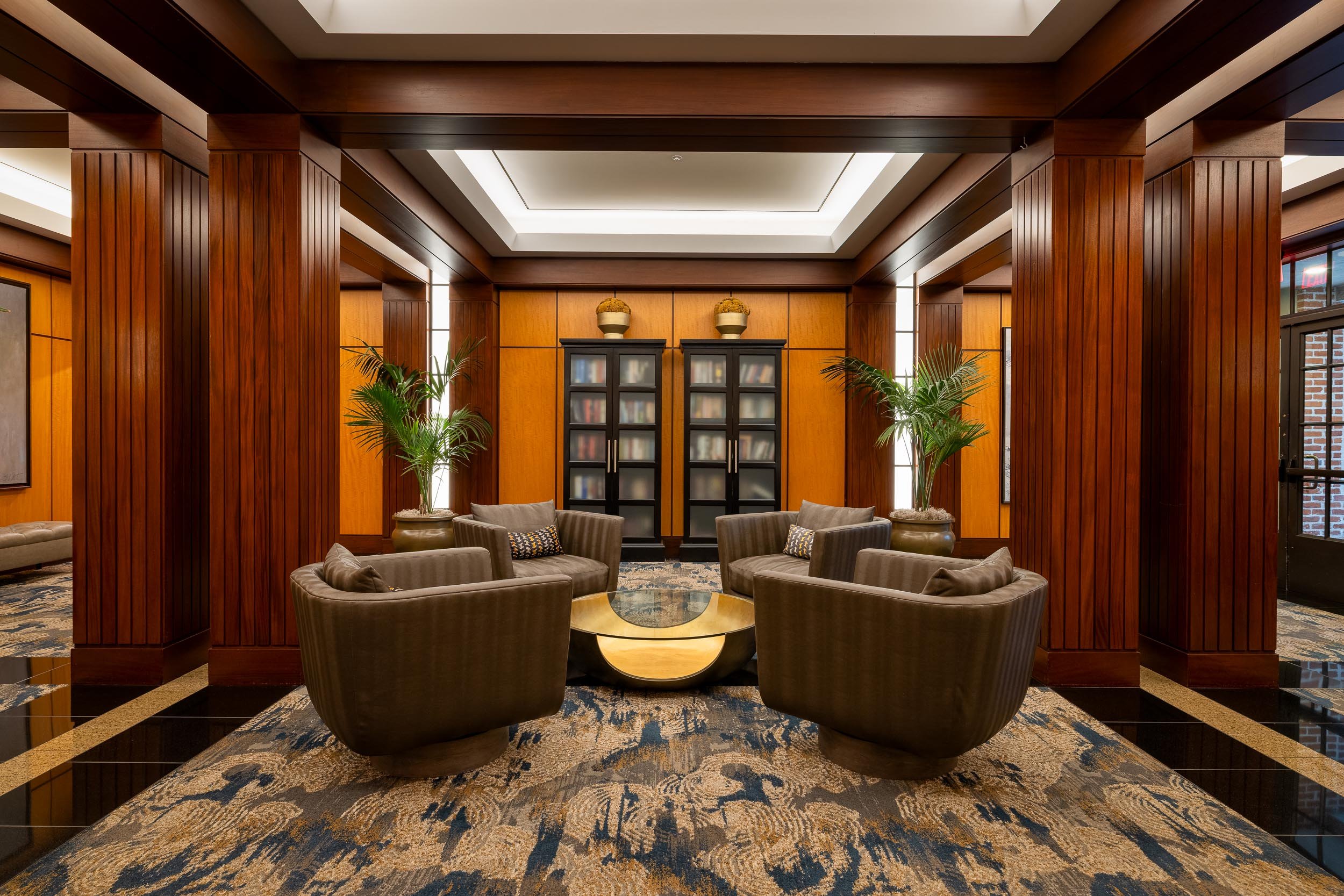 500 W Harbor Dr - WEB + MED RES-38.jpg