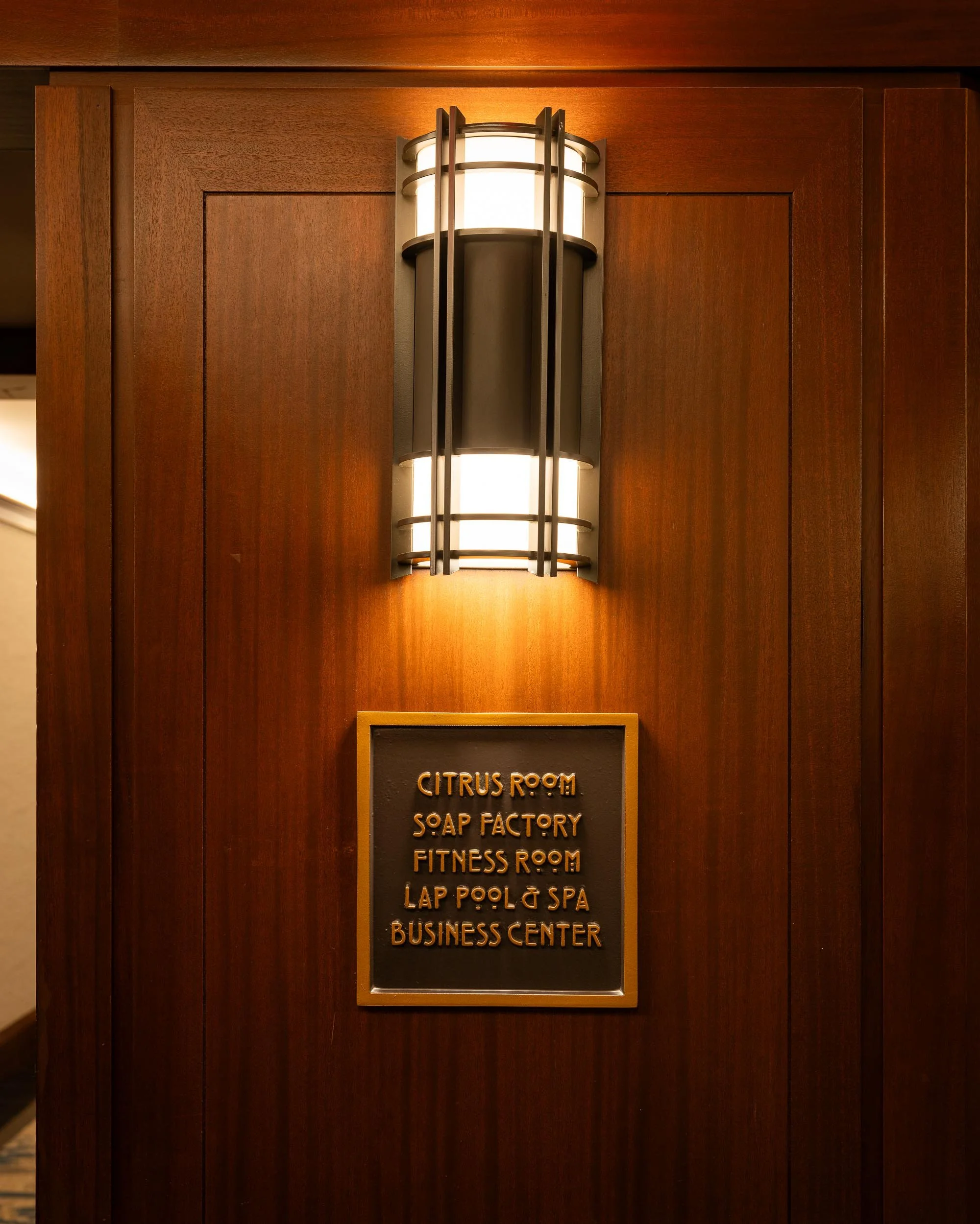 500 W Harbor Dr - WEB + MED RES-41.jpg