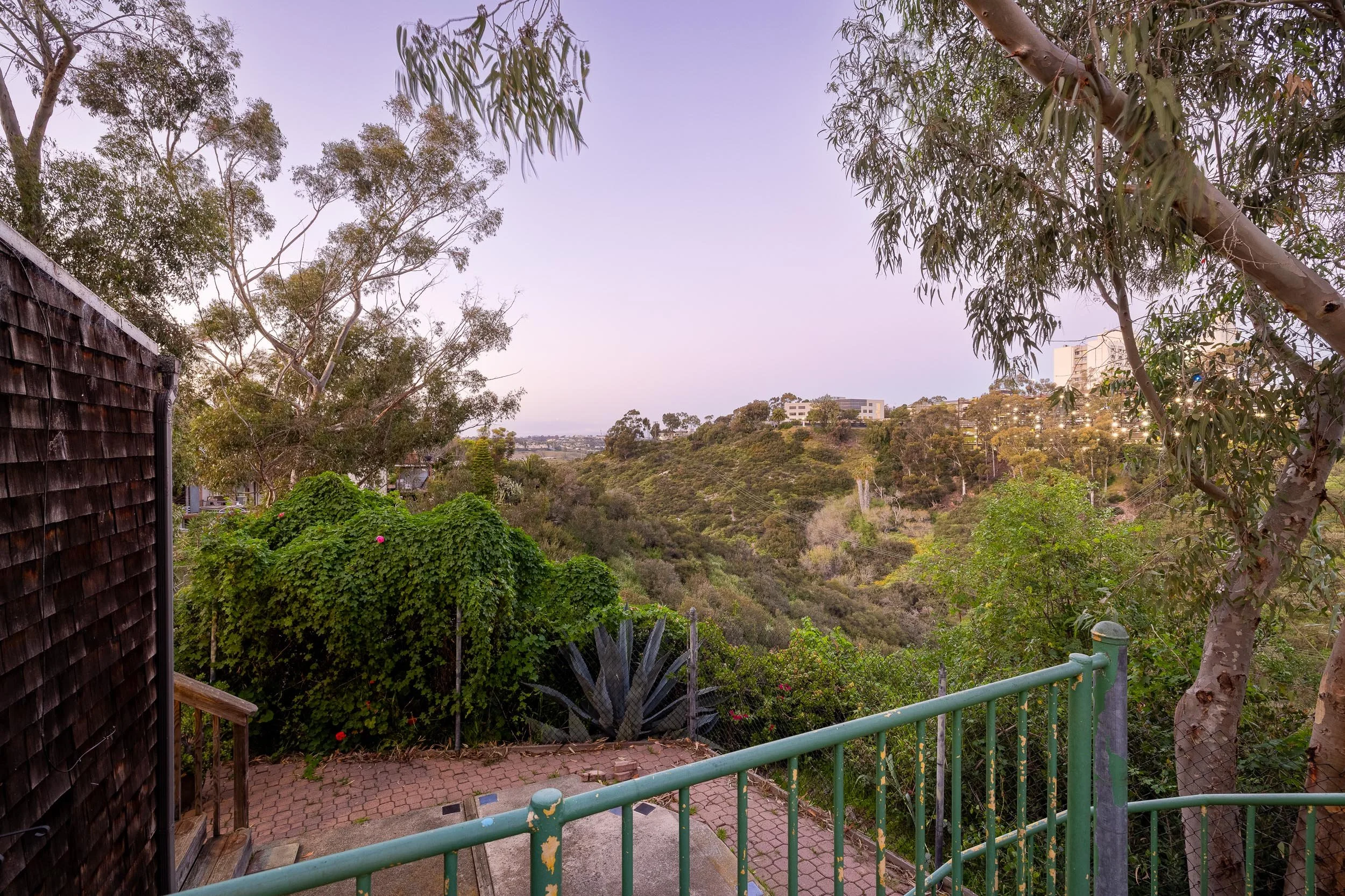 720 W Montecito Way - WEB + MED RES-35.jpg