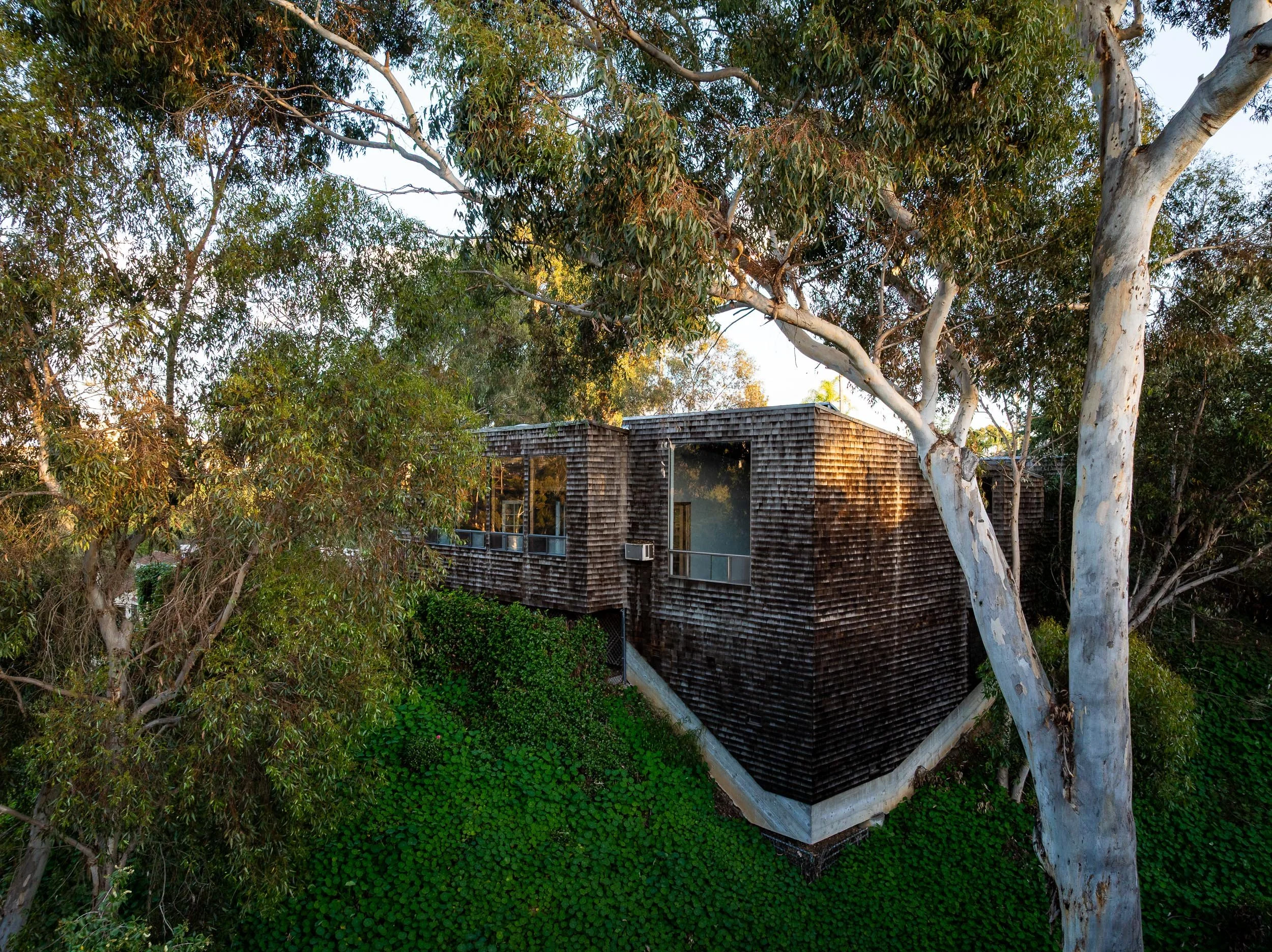 720 W Montecito Way - WEB + MED RES-39.jpg