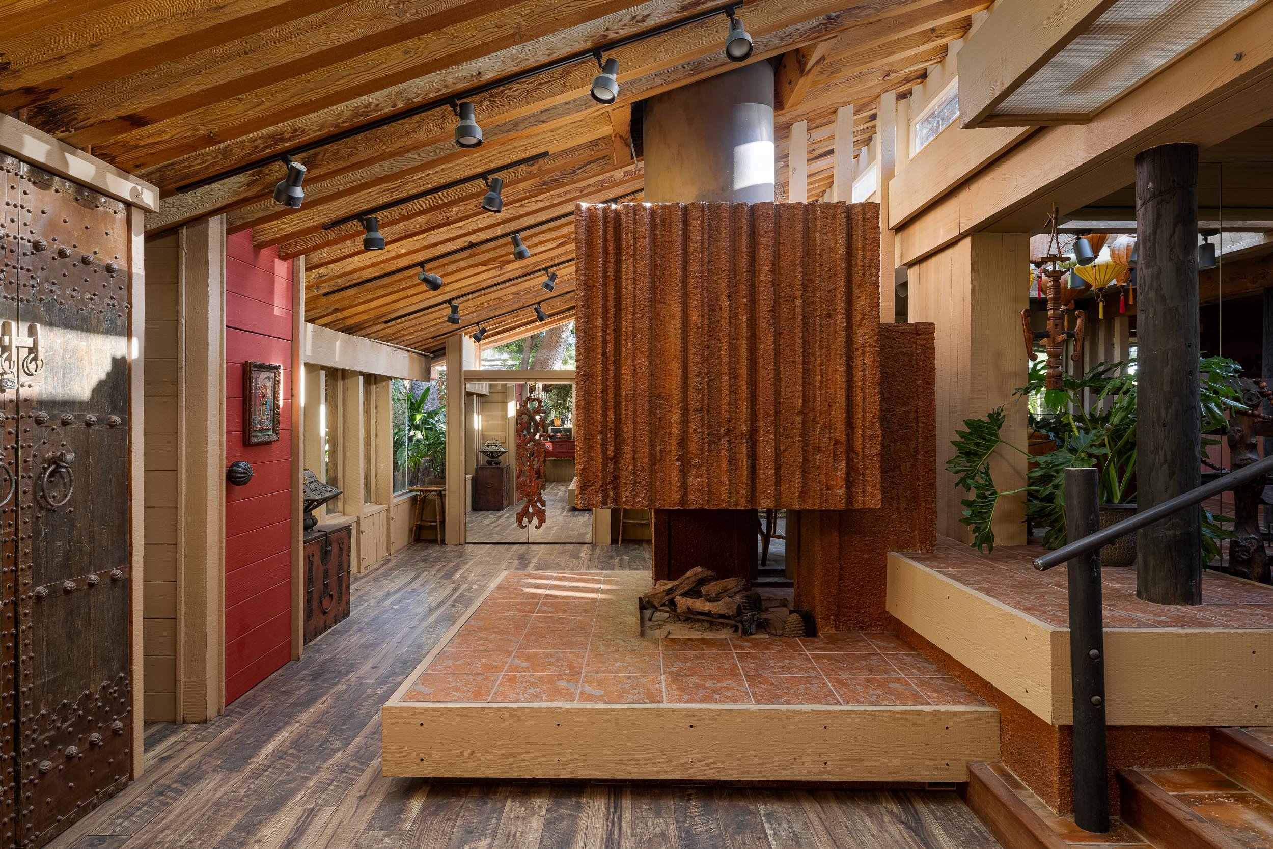 353 Glenmont Dr - WEB + MED RES-20.jpg