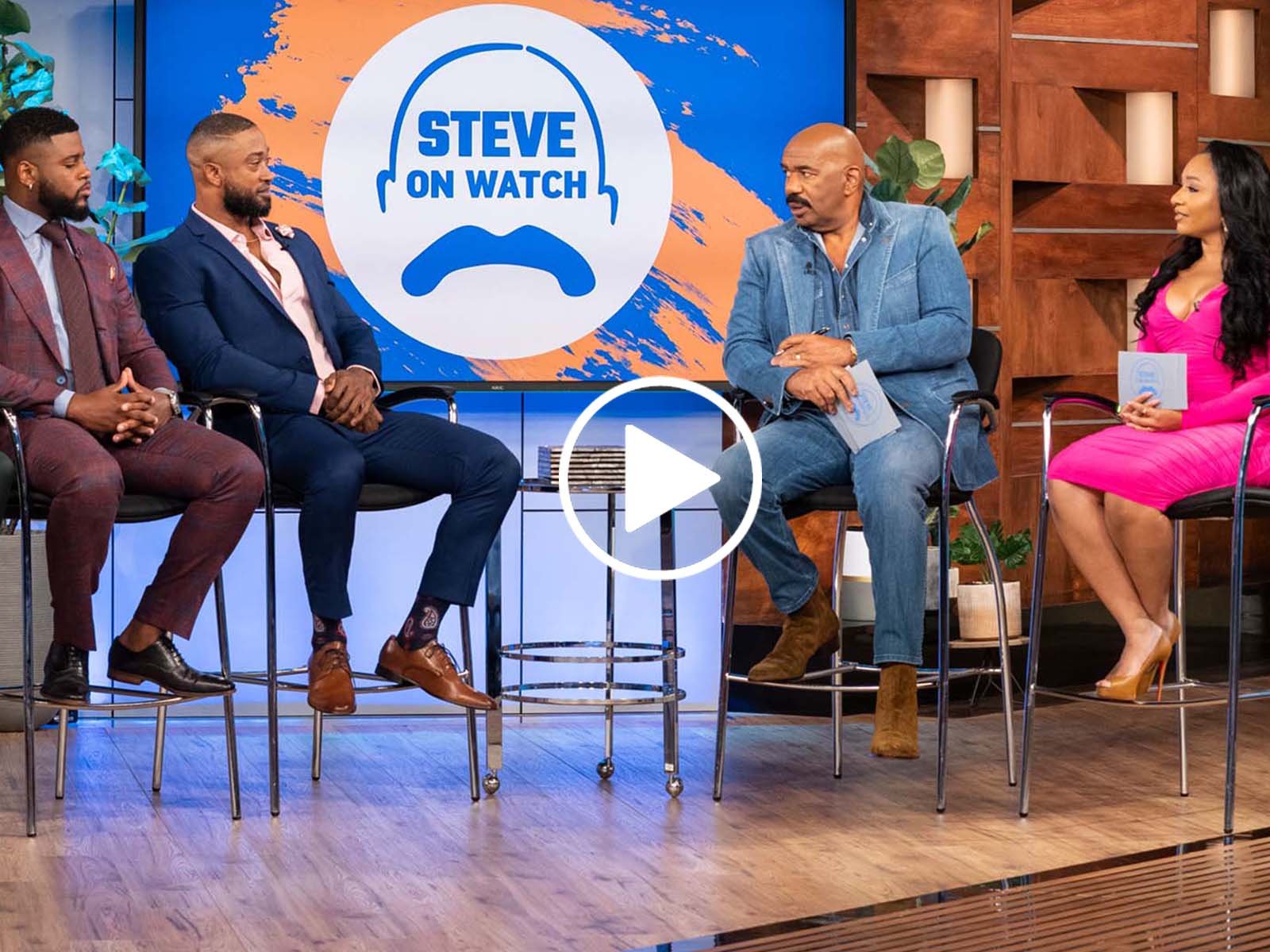 Steve Helps "Love Is Blind" Star Diamond Find a Man!