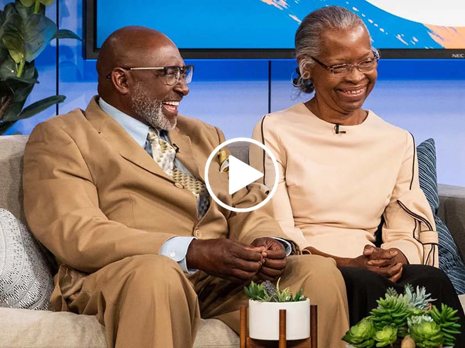Couple Goes Viral for Romantic Anniversary Serenade!
