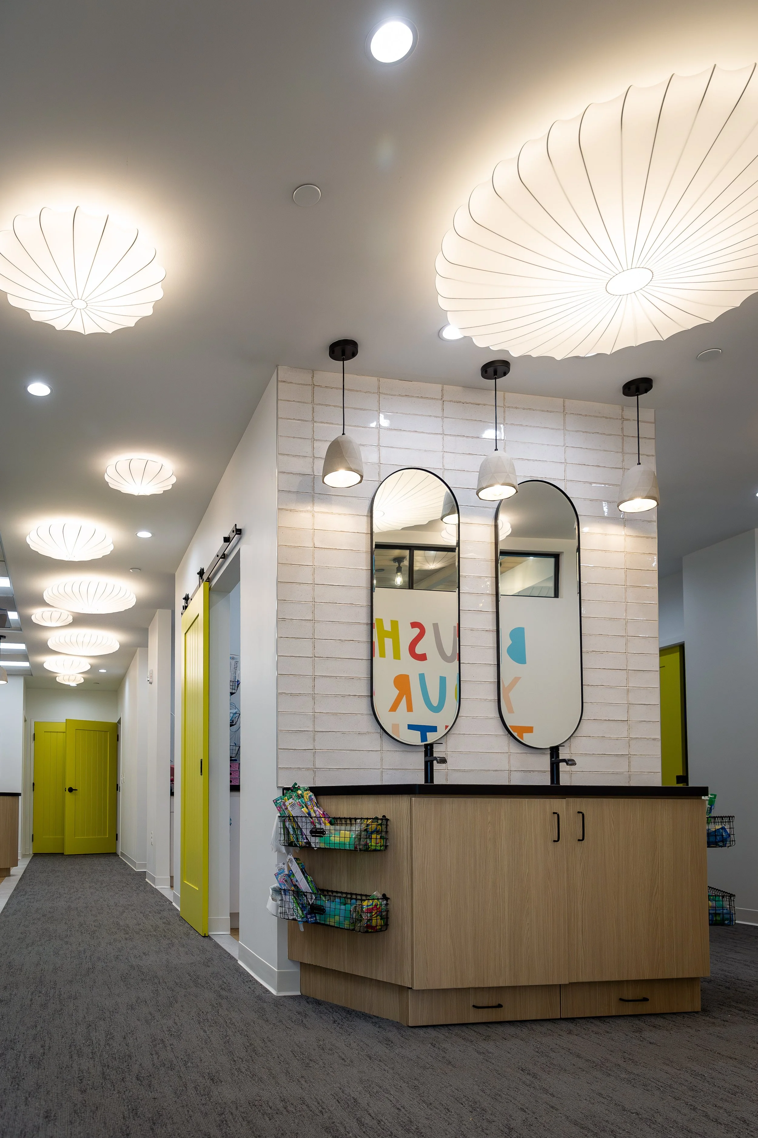 L Interiors