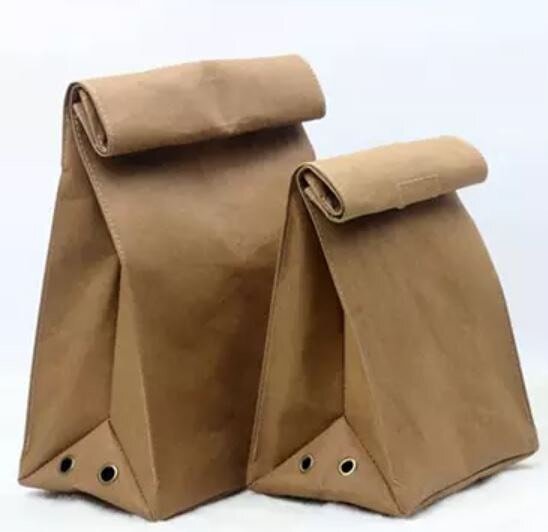 We are loving going back to the office and we are doing it in style with these washable Kraft paper lunch bags.  So 😎! #sustainability #sustainablepackaging #lunchtogo #lunchbag #giftwithpurchase #custommade #beautypackaging #cosmeticbag #totes #lun