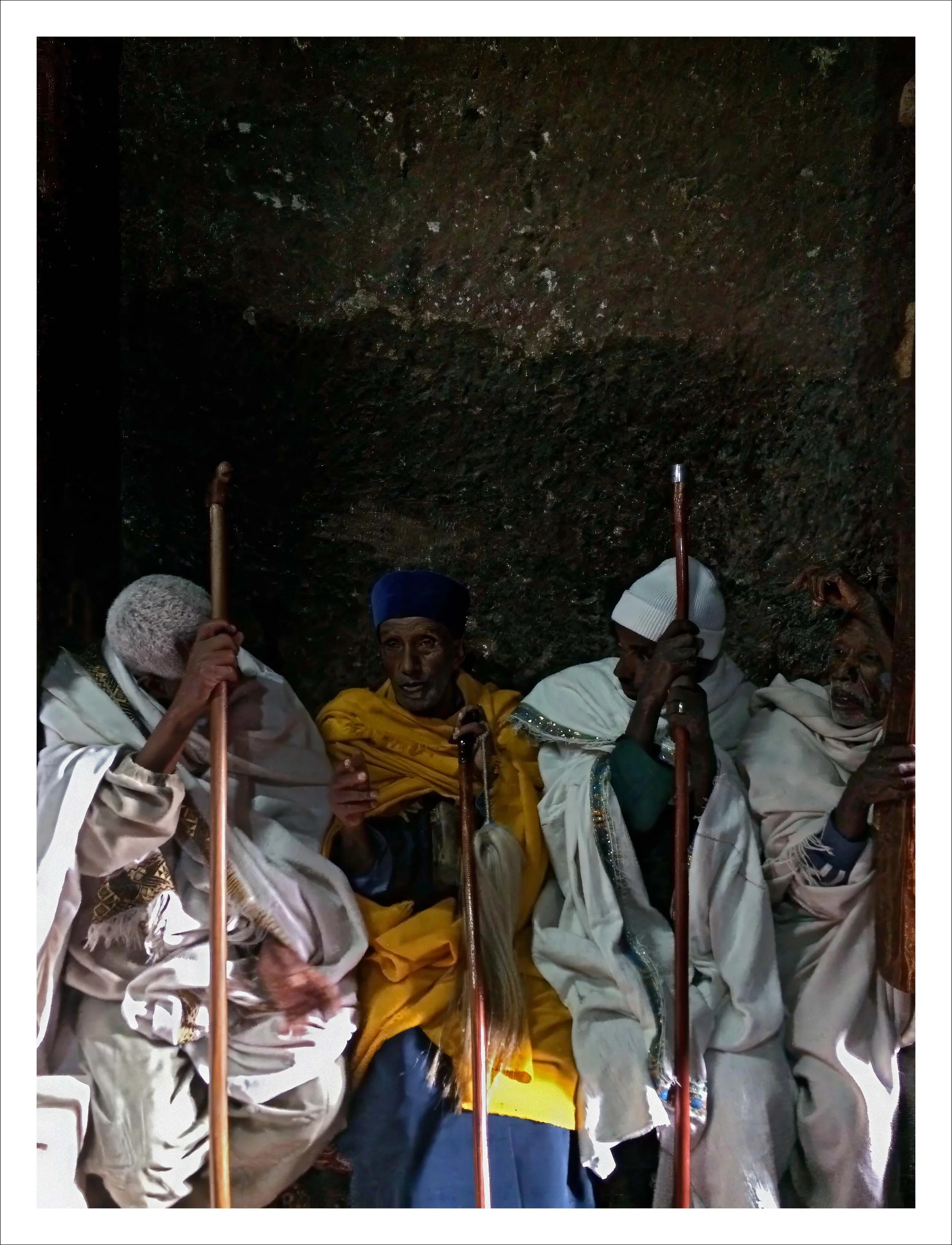 MenInDiscussion_Lalibela_RV1.jpg