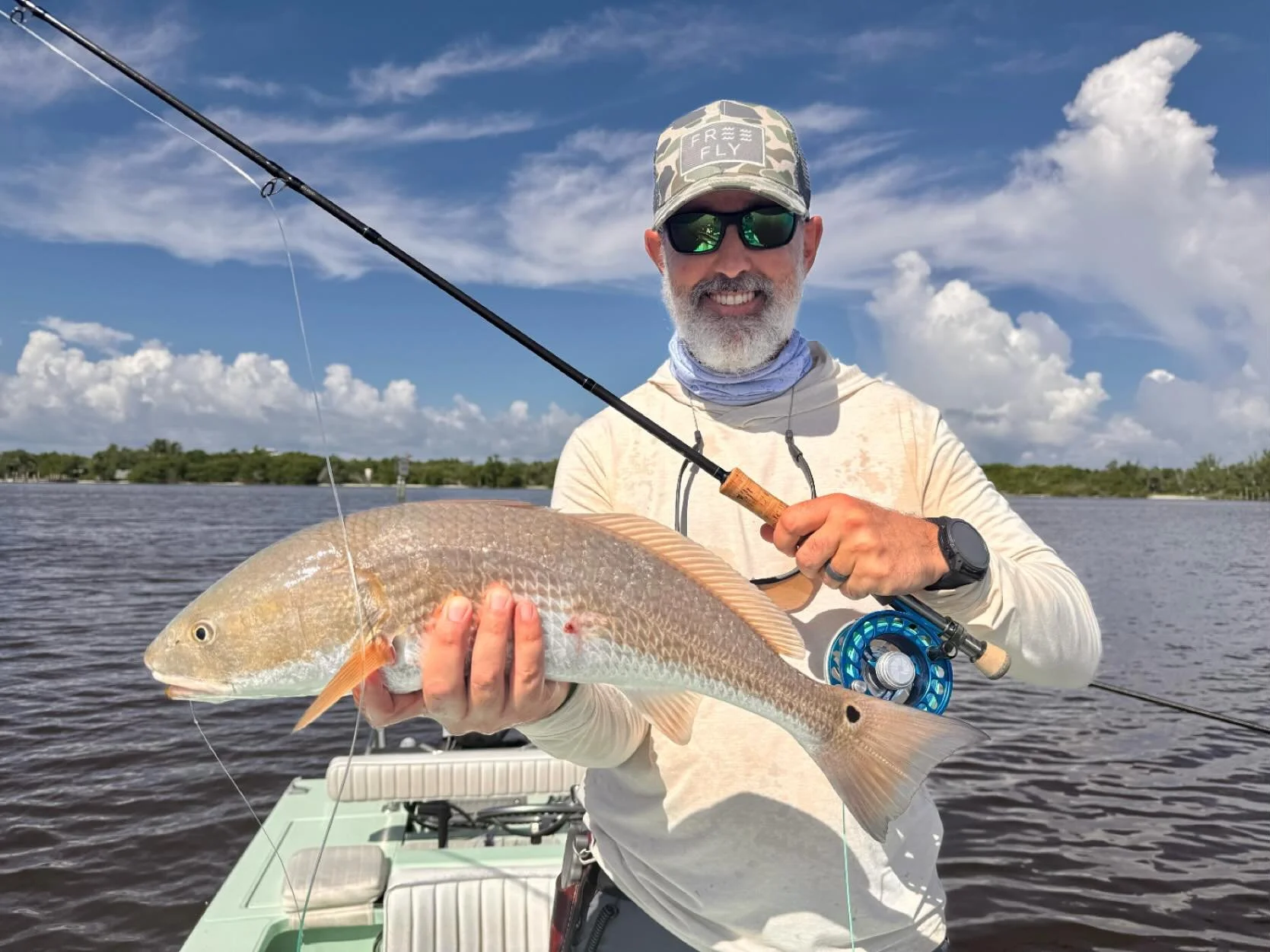 Had the pleasure of taking @captainericperez fishing out of Naples. Fun day despite dodging rain storms, found a nice @redfishonfly to #sightfish and a few smaller snook. 

Anglers Addiction Guide Svc 
NaplesFloridaFlyFishing.com

#flyfishingguide #f
