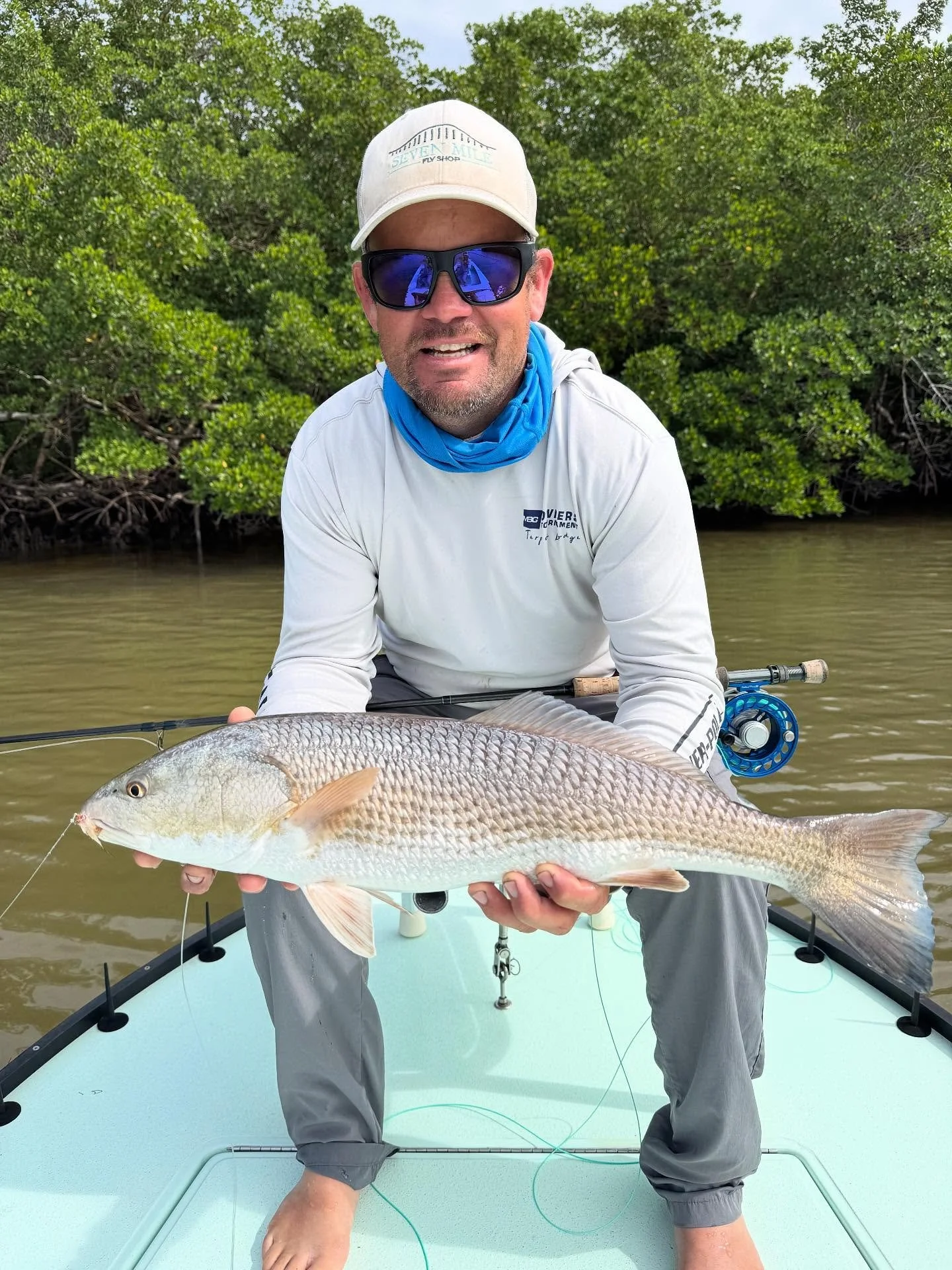 Took out @lovin_the_everglades for a spin and found a few willing participants. 

Anglers Addiction Guide Svc
Naplesforidaflyfishing.com

#flyfishingguide #flyfishingonly #flyfishing #freeflyapparel #gloomisfly #nrxplus #guidetools ##nautilusflyreels