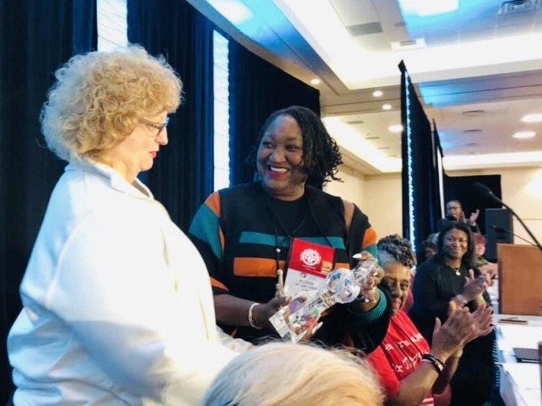  Dee Gorczyca, former IFPTE Representative, receiving the CLUW “Mother Jones” award 