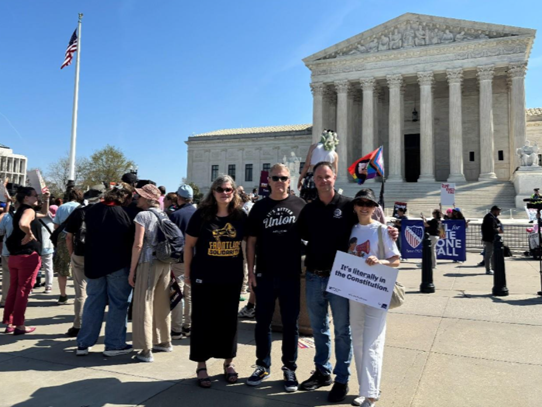 After Joining Labor Amicus Brief on Birthright Citizenship Case, IFPTE Joins Labor, Activists at Supreme Court