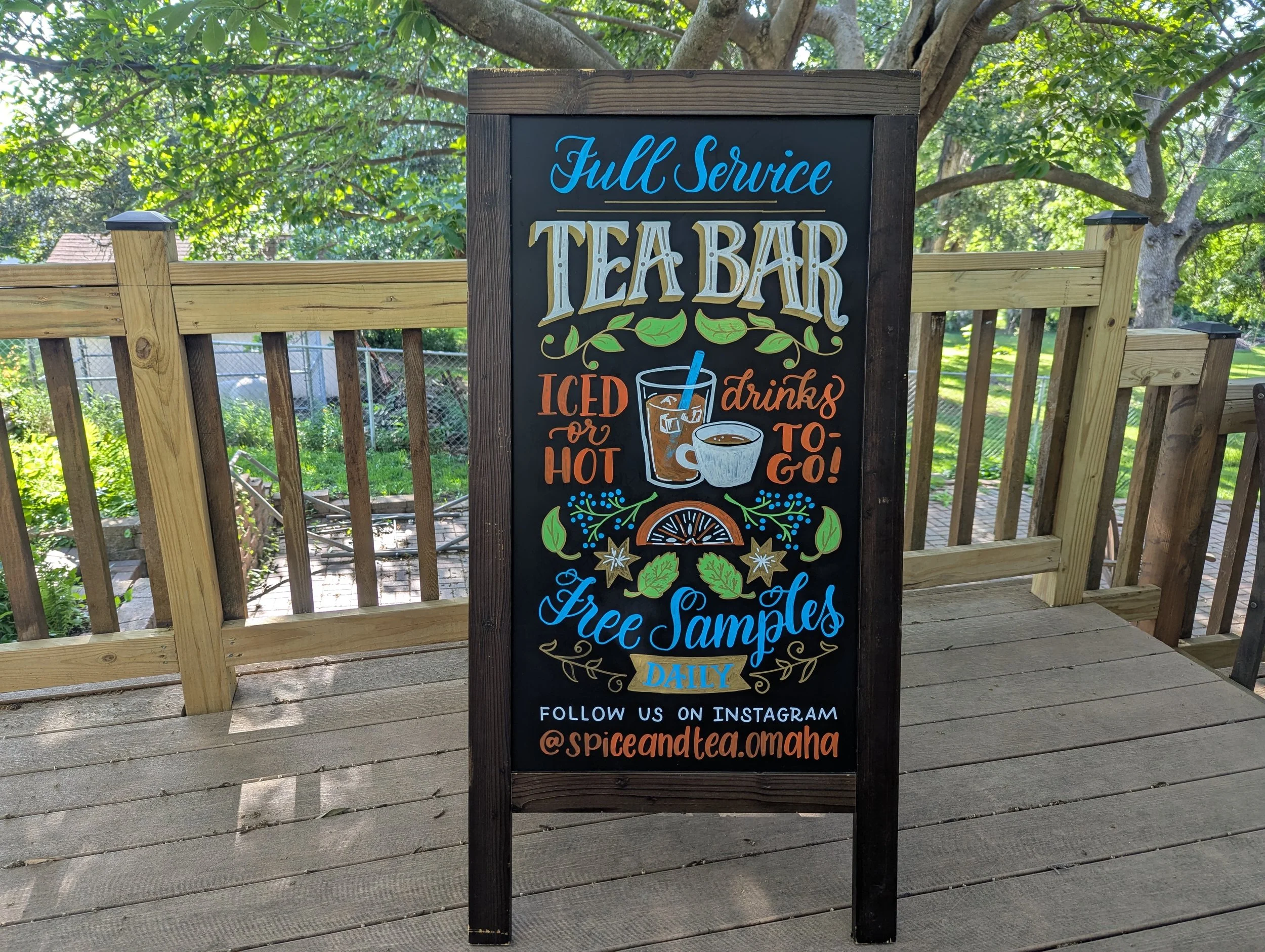 Small sign - tea bar.jpg