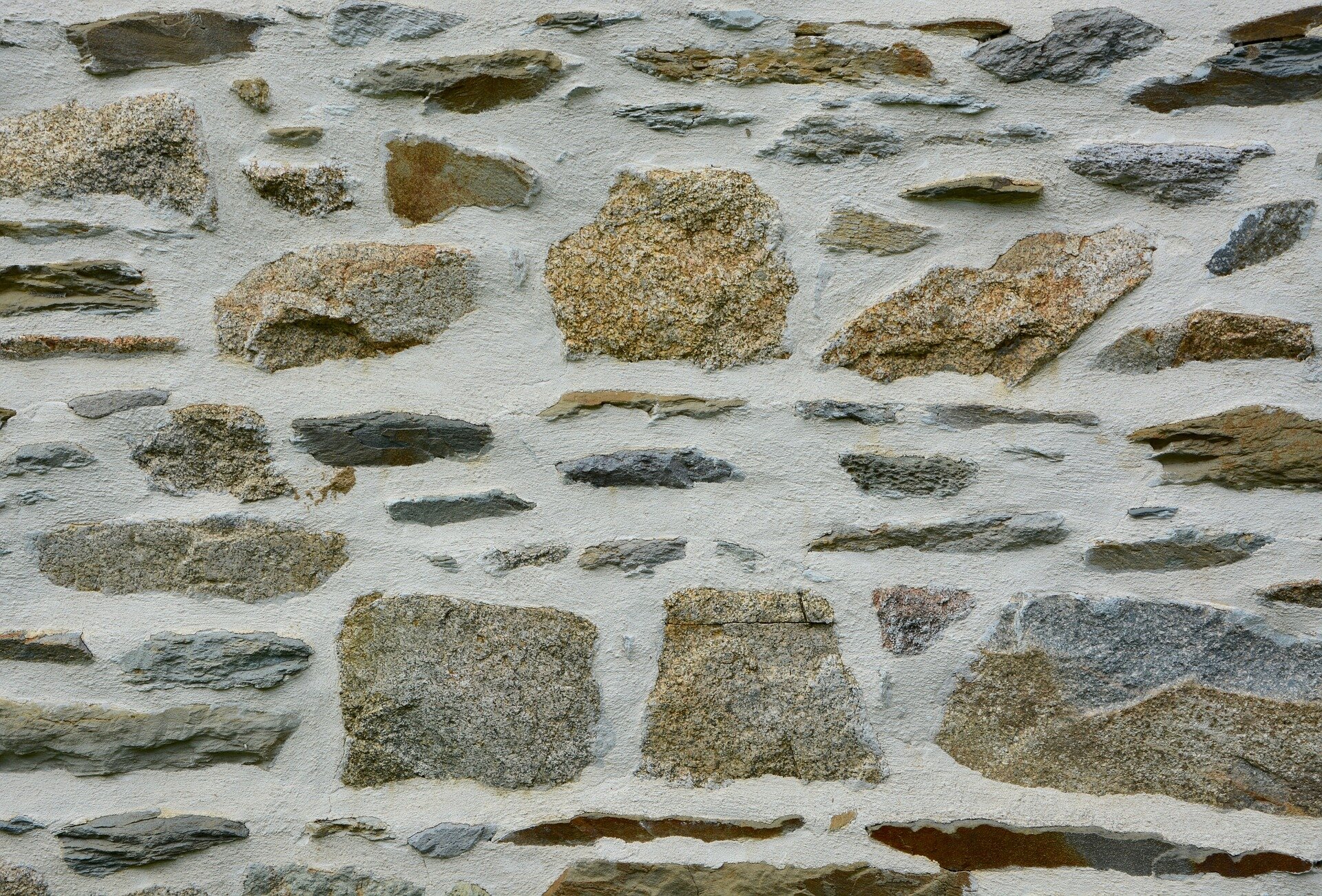 stone-wall-2833413_1920.jpg