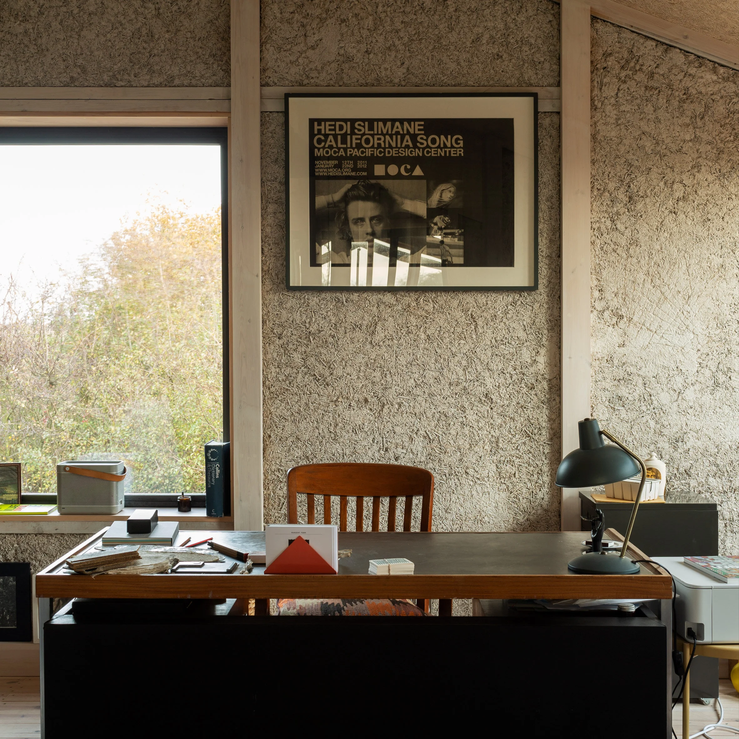 flat-house-uk-practice-architecture-hemp-margent-farm_dezeen_sq-3.jpg