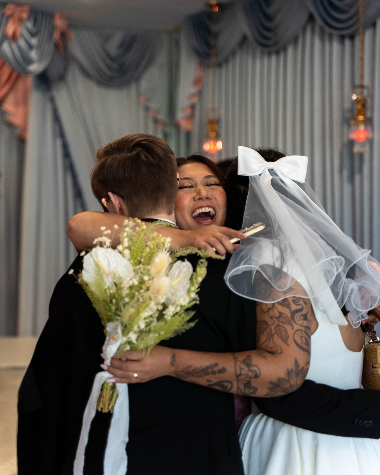 What better way to express the joy of marrying your person than with tight hugs with your friends!! 🫶🫂🫶
&bull;
&bull;
&bull;
2025 Wedding Photographer
Los Angeles Wedding Photographer
Orange County Wedding Photographer
SoCal Wedding Photographer
S