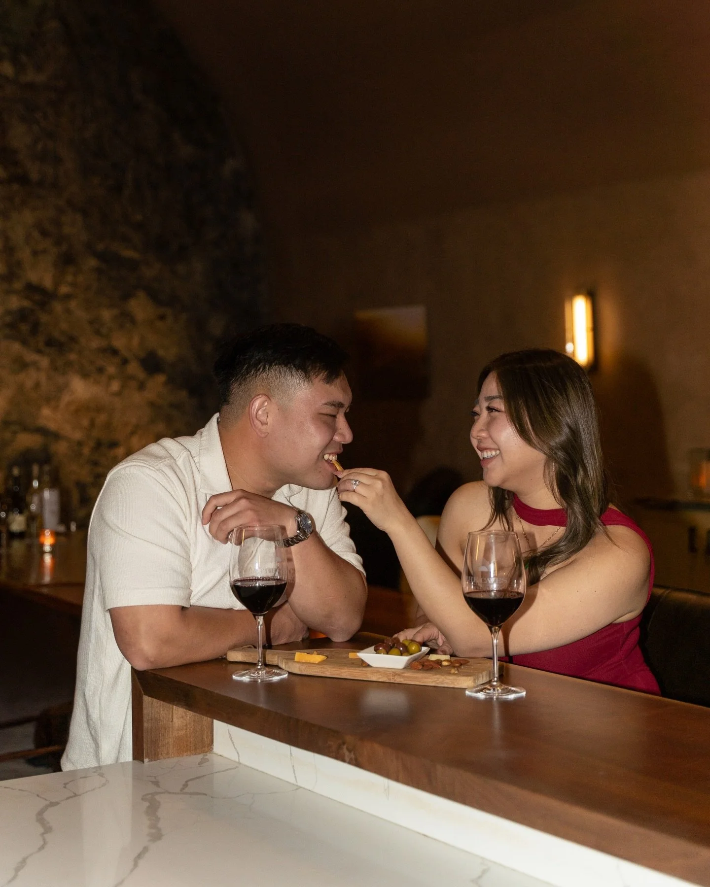 🍷 It happened during the middle of their wine tasting reservation on Nini&rsquo;s birthday. 

🥺 For Jeffrey&rsquo;s proposal, he wanted to make it feel personalized and intimate for her. So in partnership with The Caves at Soda Canyon, a winery in 