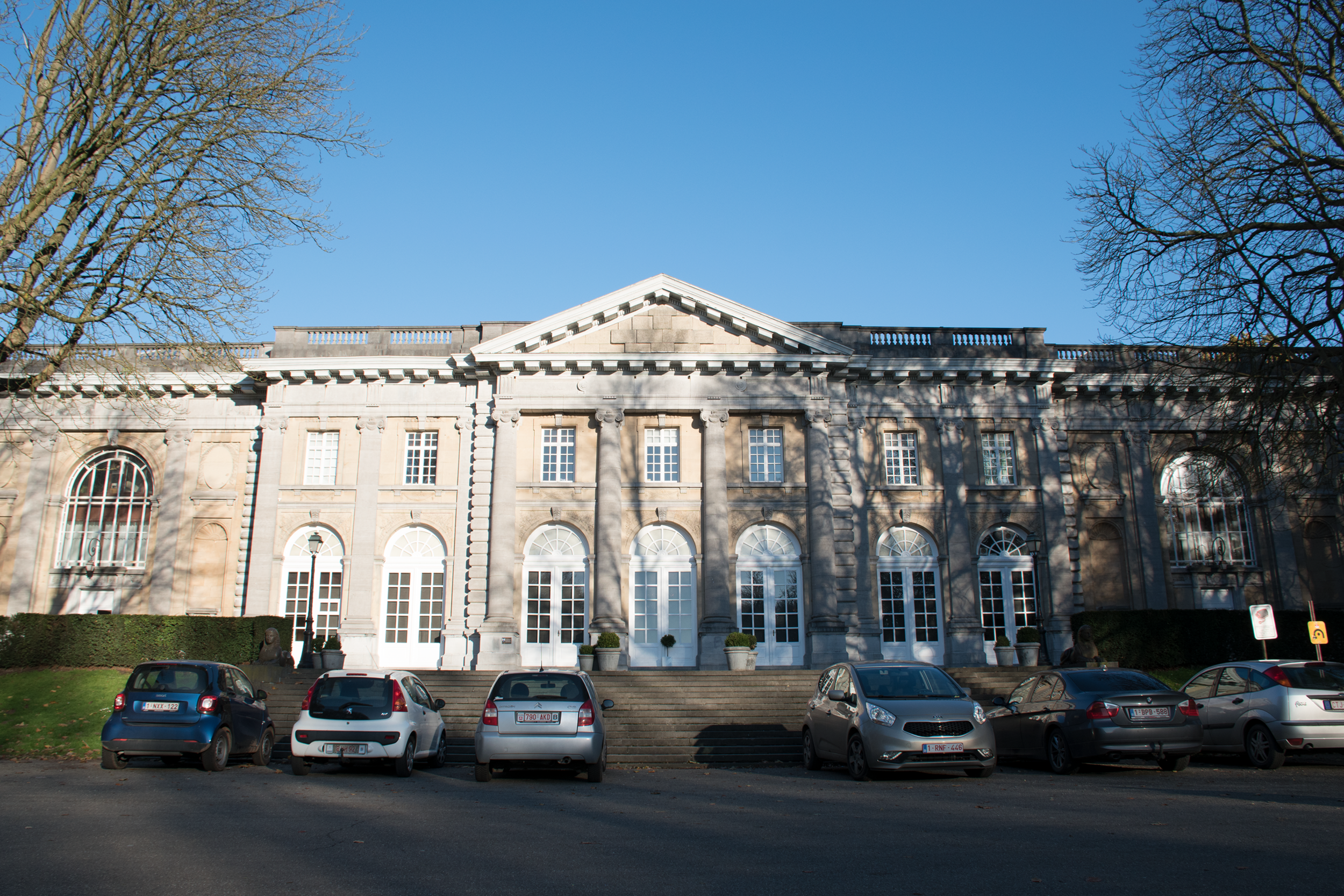 COLONIAL PALACE ORIGINAL