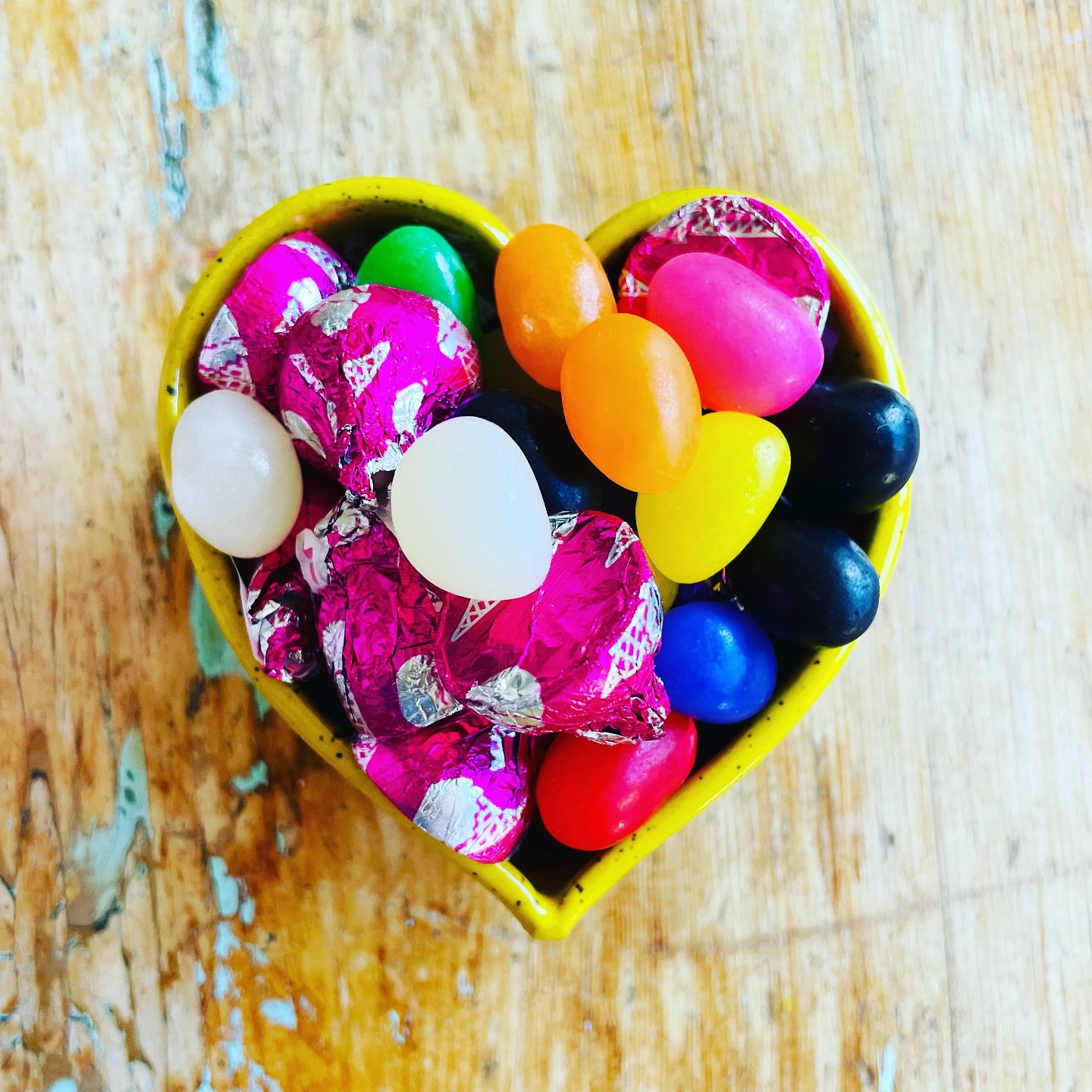 Happy Easter all you magical bunnies 🐇
.
Don&rsquo;t forget to may time for you 💕
.
Fitness studio is bookable all day 😘
.
click through to our website link in bio 👆
.
#mv #marthasvineyard #easter #eastersunday #healthmatters #wellness #solboutiq