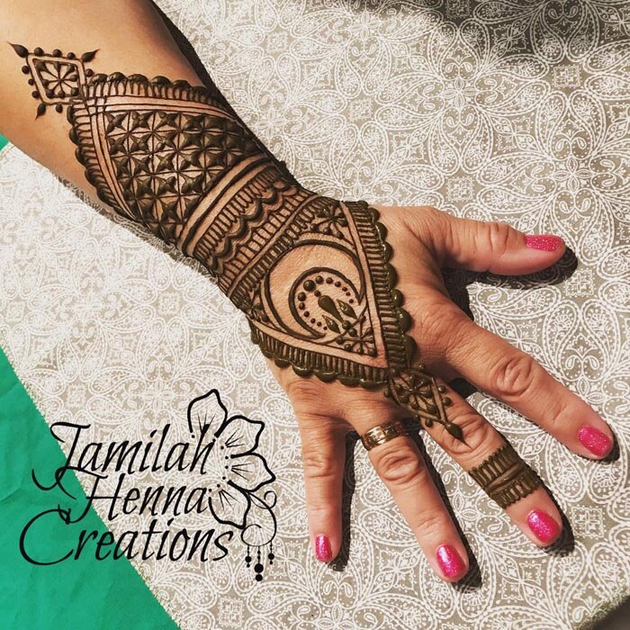 moon bridal henna