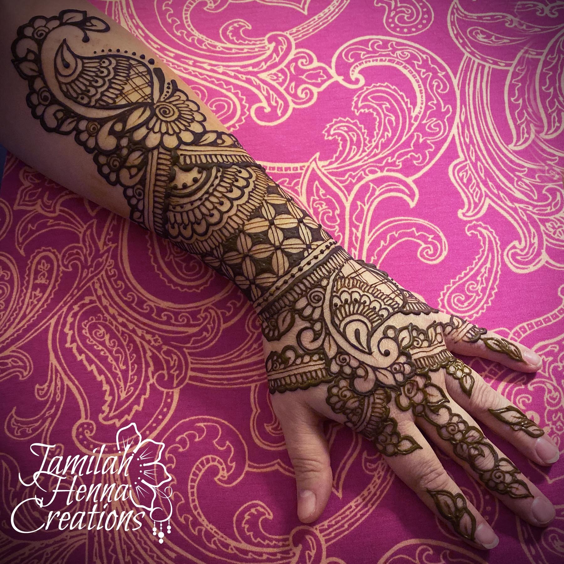 new modern fusion henna