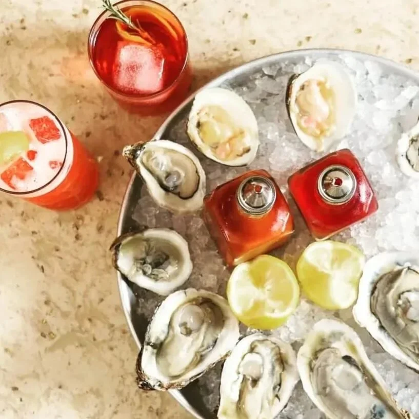 Dollar Oyster Mondays. East and west, all night long. For reservations visit pizzettebk.com