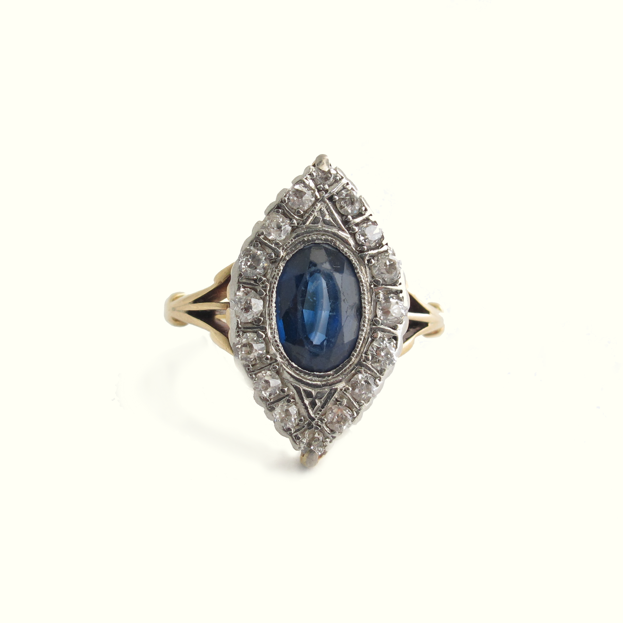 Leaf Shaped Ring