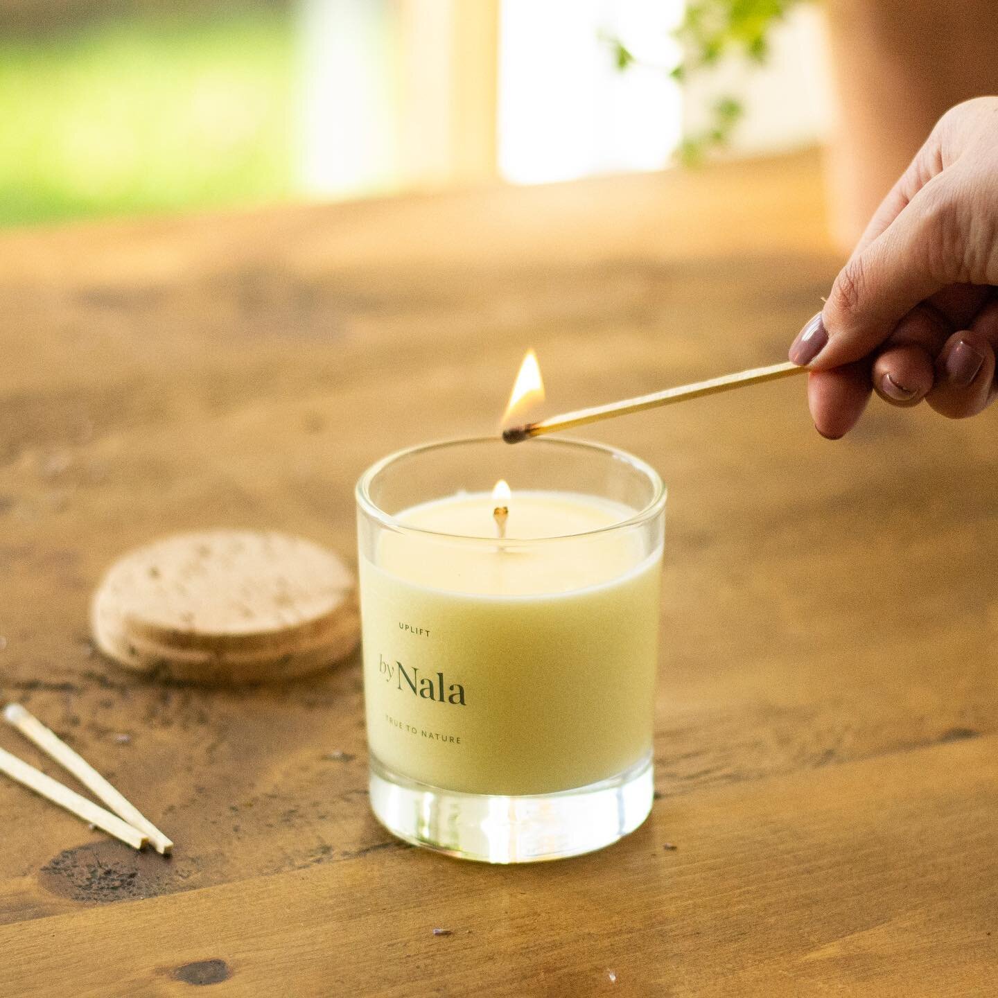 Good morning 💛

Set yourself up for the day with 5 minutes of mindful breathing with a @bynala_ &lsquo;Uplift&rsquo; candle or diffuser by your side. 

The citrusy notes of Bergamot, Red Mandarin and White grapefruit essential oils have therapeutic 