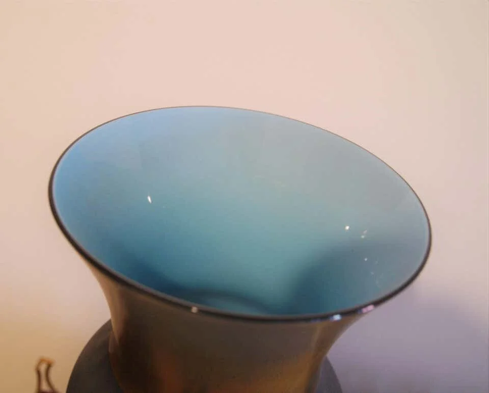 Venini Opalini Glass Vase night blue and gold Murano 2229 | interior view