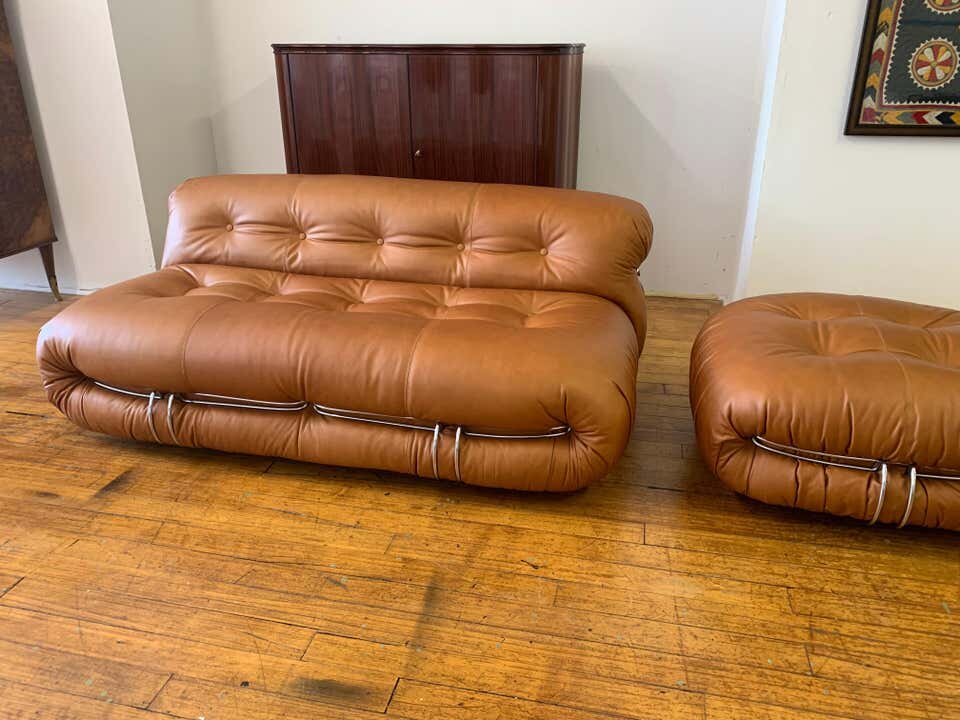 Vintage Soriana Sofa and Ottoman in cognac leather | view of the set next to each other