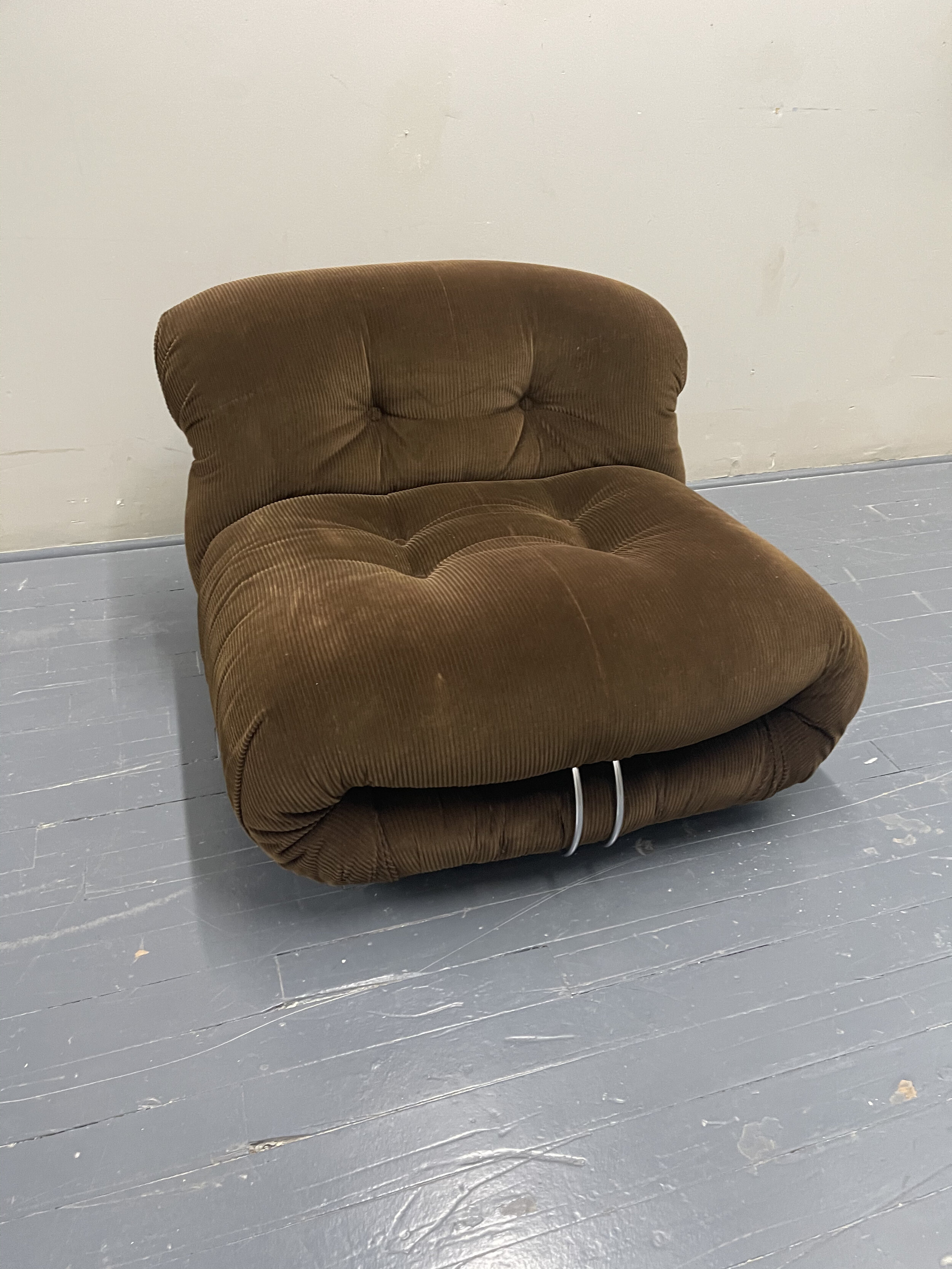 Vintage Soriana Chair Brown Fabric Corduroy, design Tobia Scarpa for Cassina 1970s front view