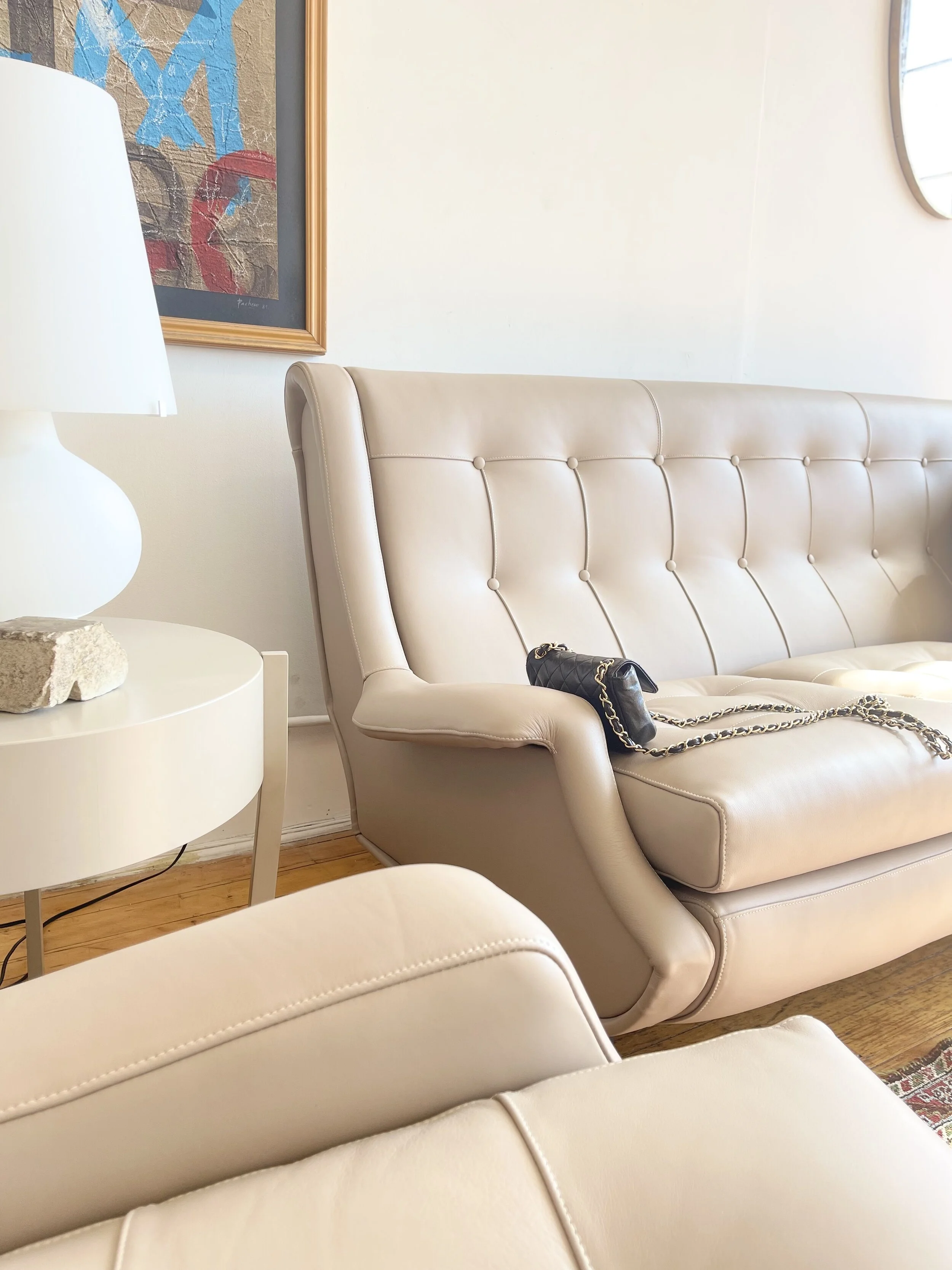 Vintage Italian Leather Sofa Marco Zanuso 5303 armrest back corner