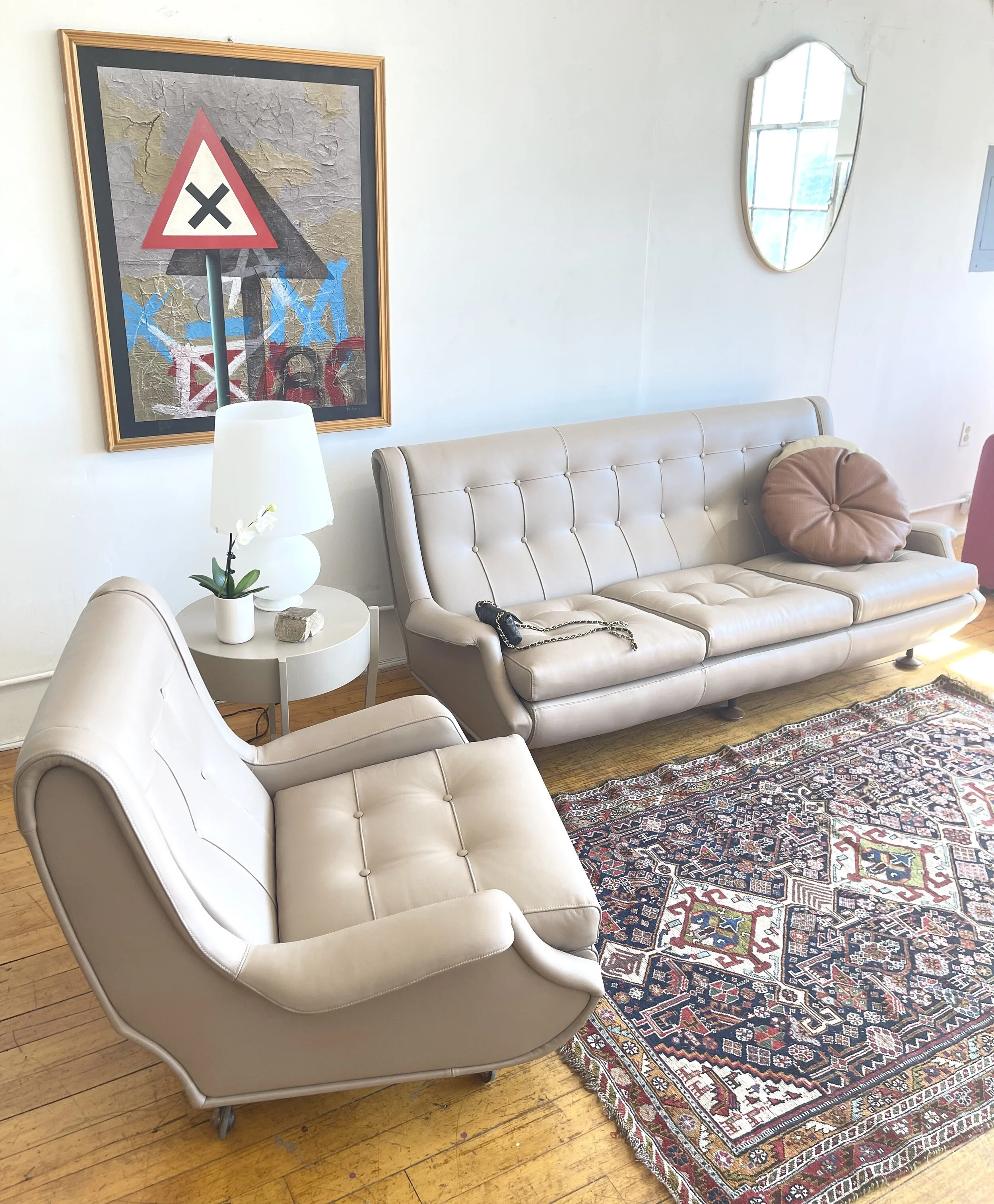 Vintage Italian Leather Sofa Marco Zanuso 5306 in room with chair