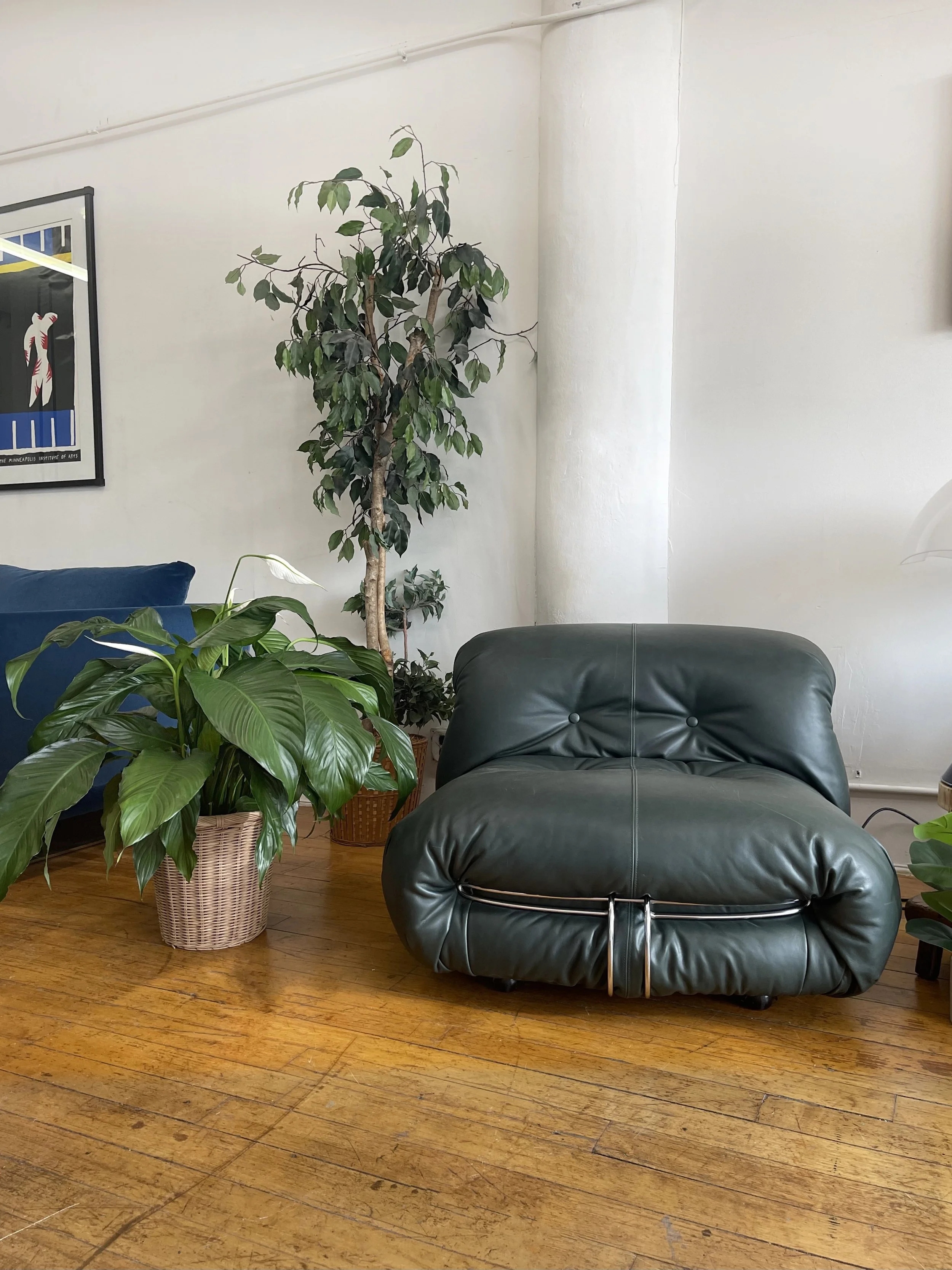 Vintage Soriana Chair Cassina 5107  front view with plants