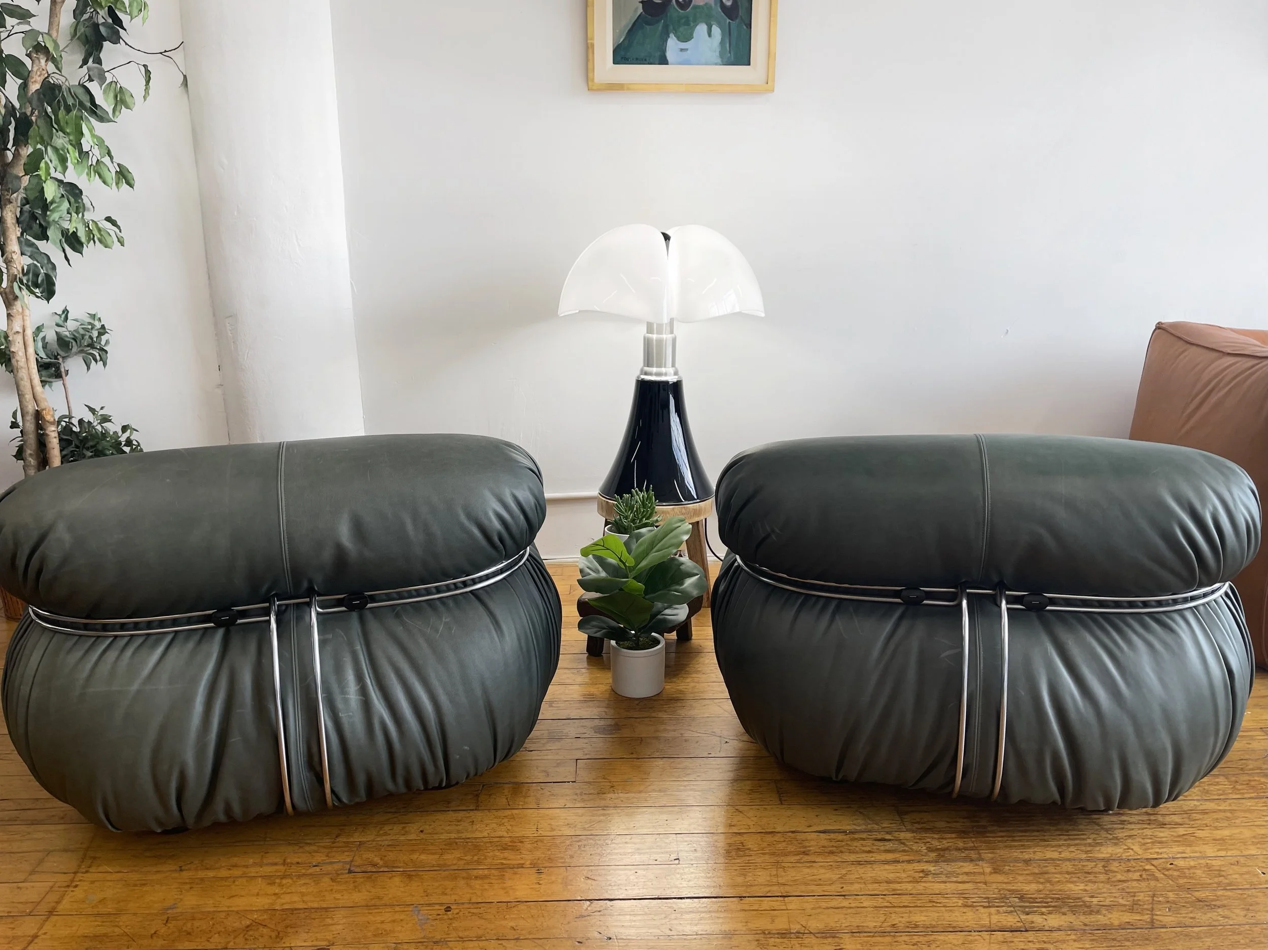 Vintage Soriana Chair Cassina 5118 image back structure