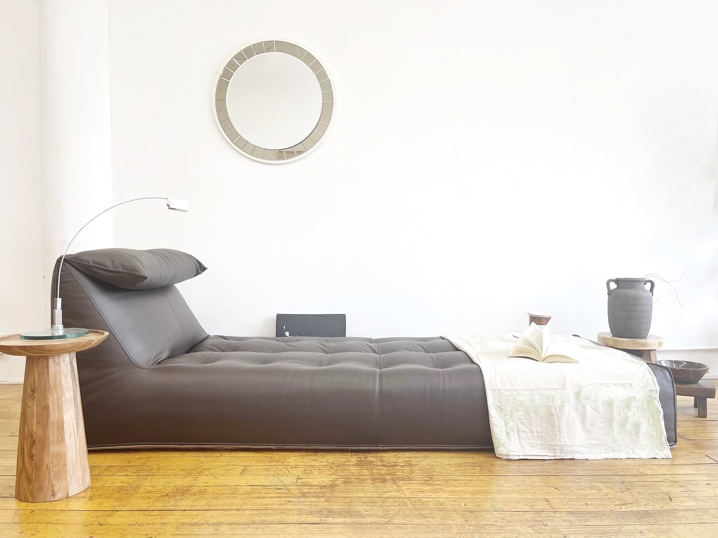 Vintage Le Bambole Sofa Day Bed, a timeless Mario Bellini Design for B&B Italia