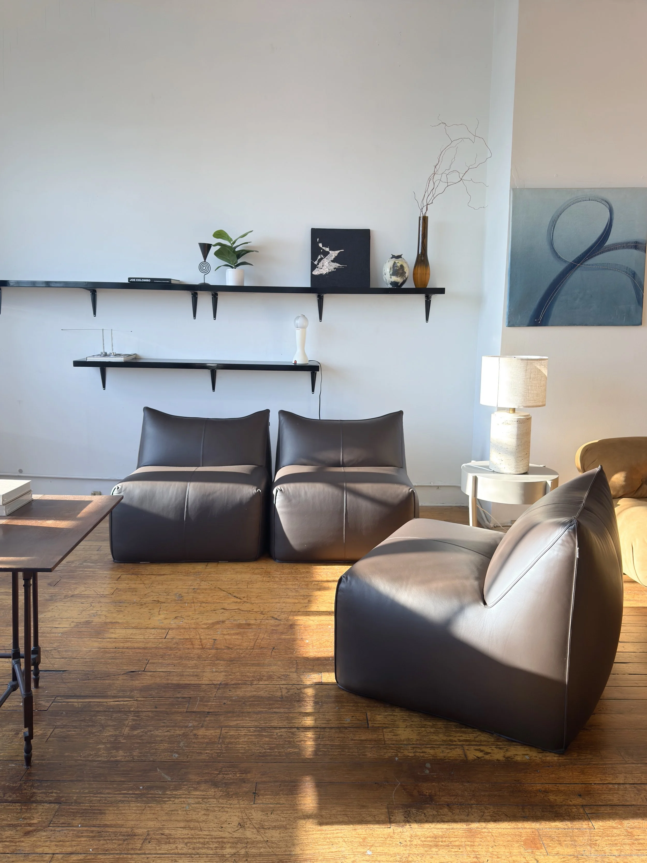 Vintage Le Bambole Sofa Mario Bellini Leather -422 front view