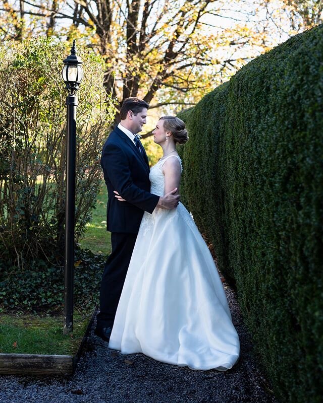 🏰 Laura and Werner look straight out of the pages of a fairy tale.

If you and your significant other were a fairytale couple who would you be?
.
.
.
.
.
#paweddings #lancasterweddings #lancastercountypa #lancasterphotographer  #paphotographer #drea