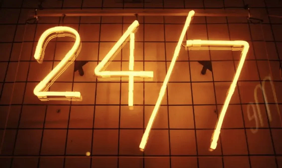 24/7 Gallery Opening