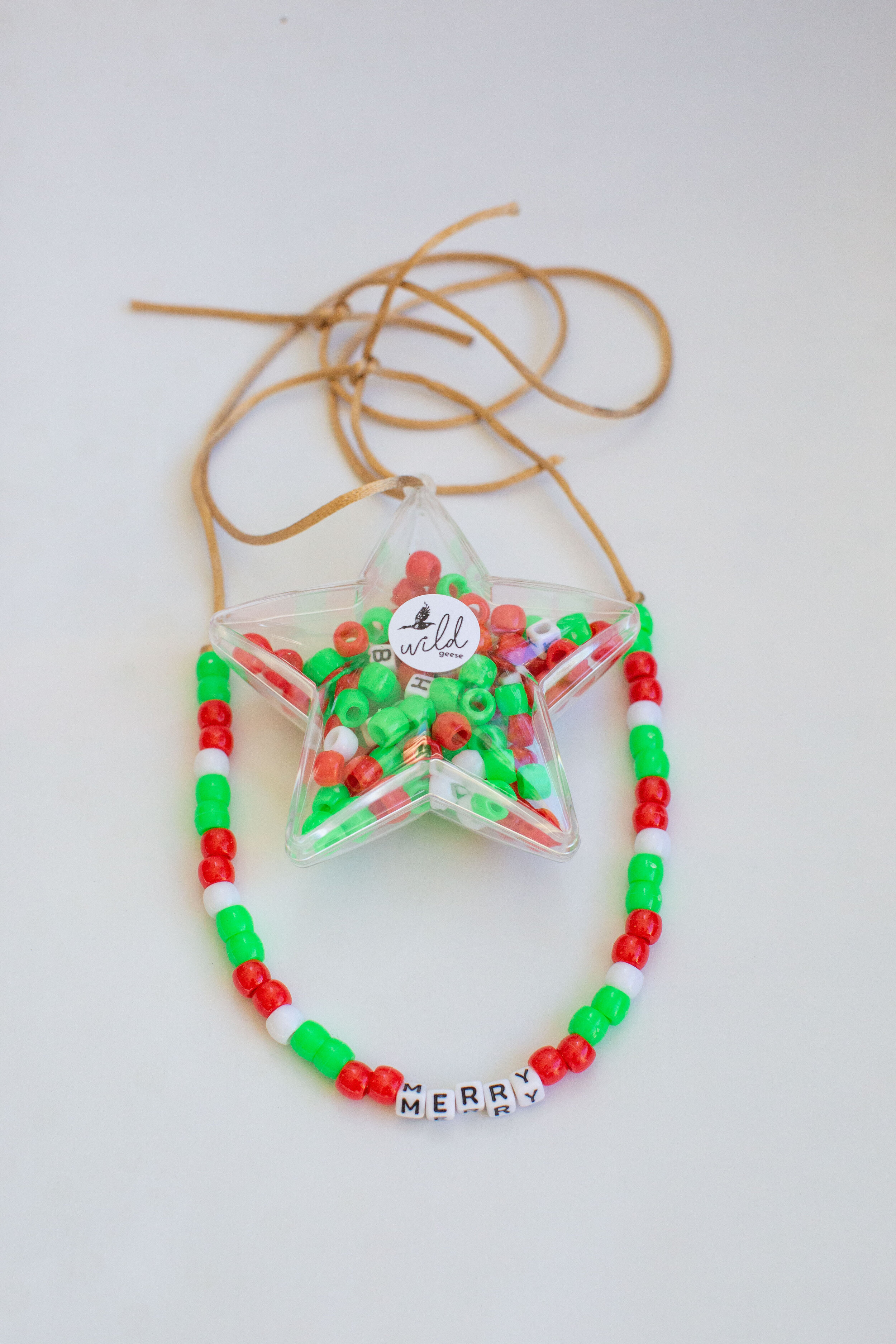 DIY Holiday Little Girl Necklace in a Bottle