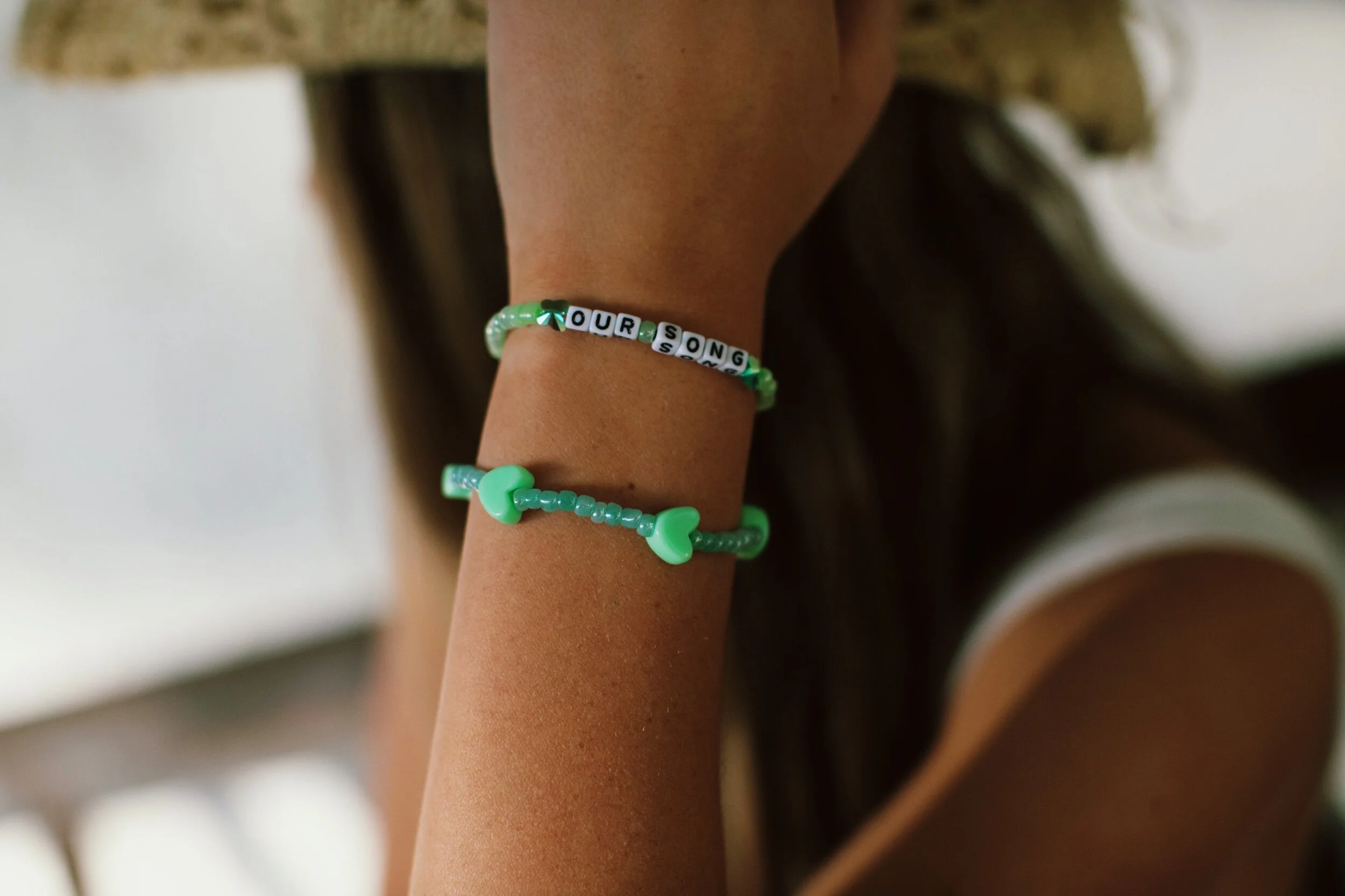 03F9CAD7-6386-4845-B4B3-83931B1FFBE4