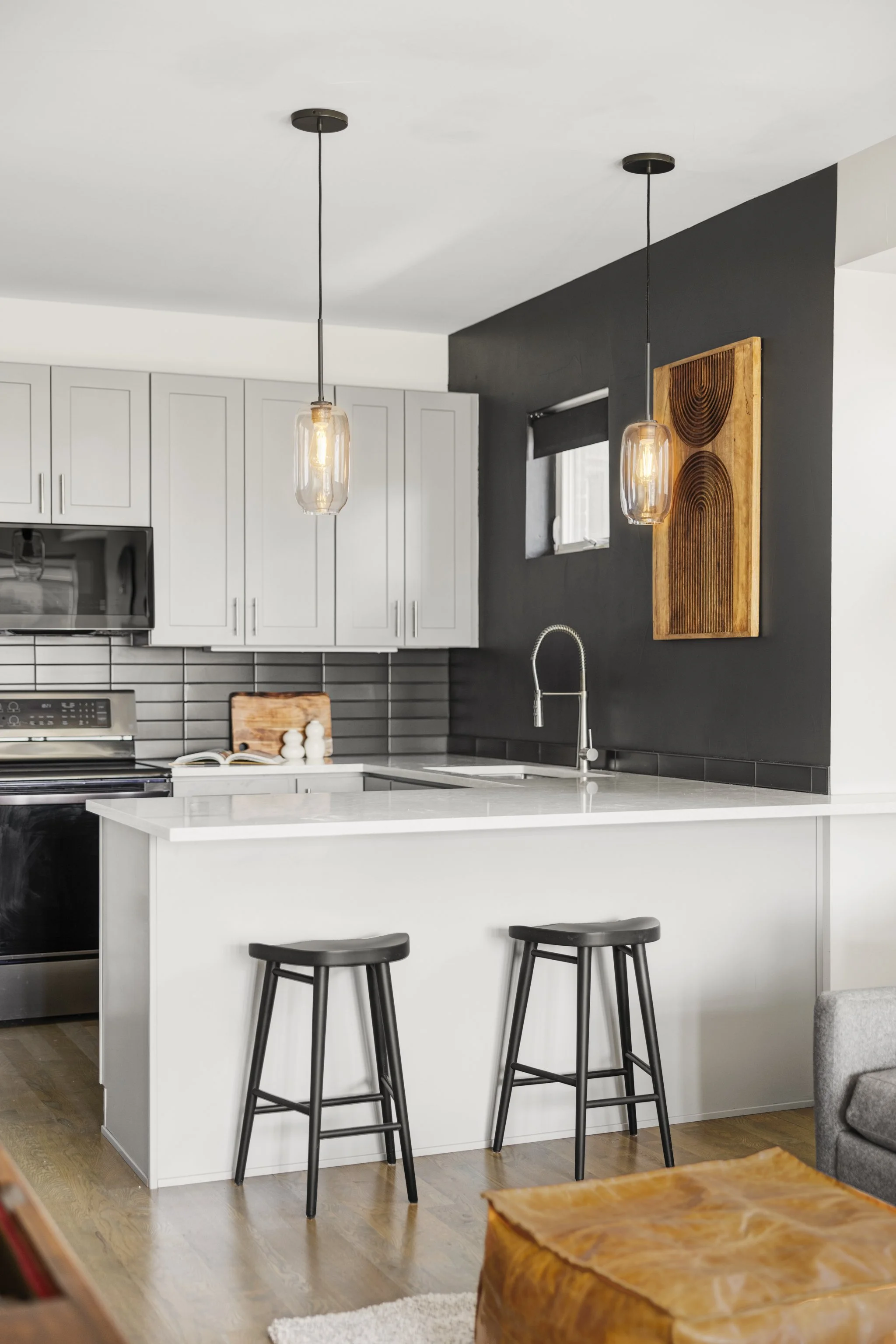 RaeScott_S_1457 Yates St_web-9.jpg