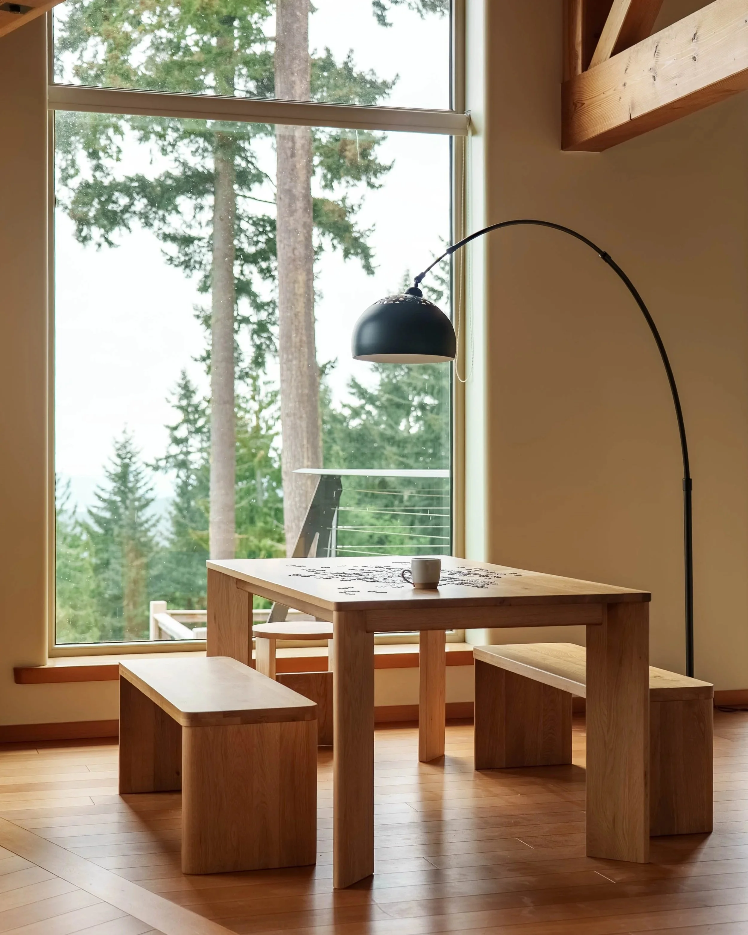 Contemporary interior decoration for Mountain Modern home by Amber Jordan Design. 