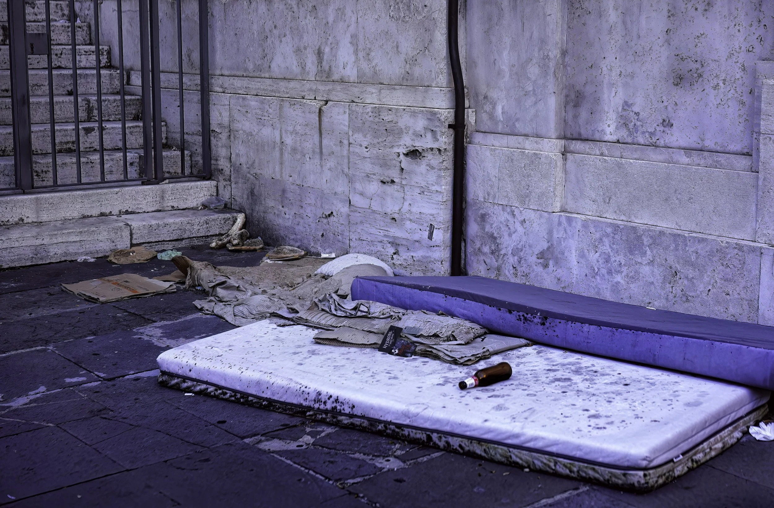 EXHIBIT_ITALY_HOMELESS LIVING_DSC6116-Edit-Edit copy 2.jpg