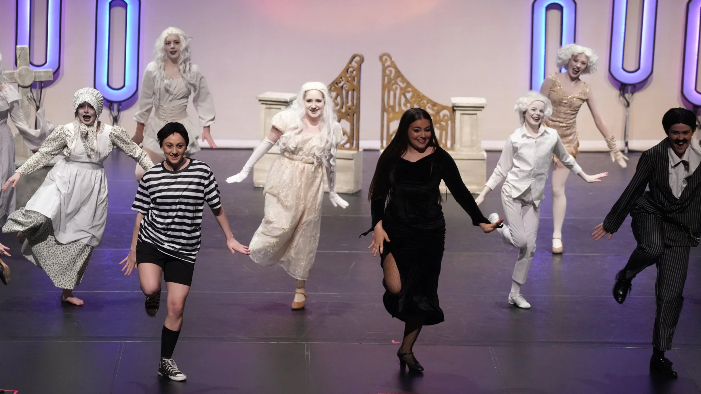 TMMDance_24833.png