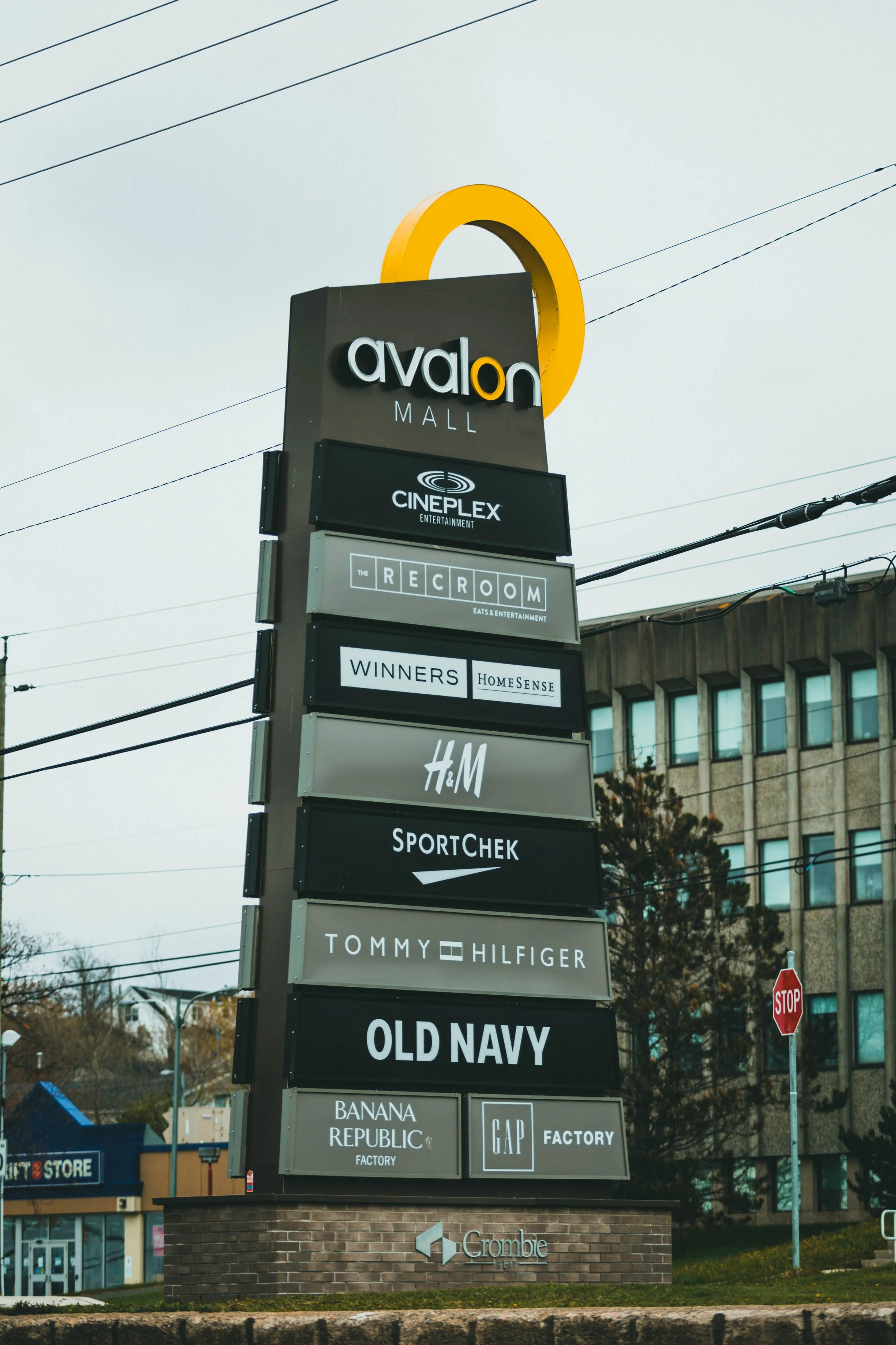 Custom pylon sign for the Avalon Mall in St. John's, NL, made by Leaman Signs.