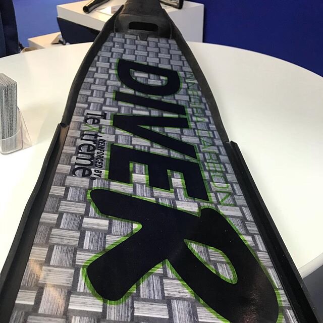 At JEC Worlds ? Stop by booth Hall 6 Stand M86. Thank you @textremetechnology for sharing these amazing diver fins in our booth. #borntough #innegra #jecworld2018 #diverfins #textreme