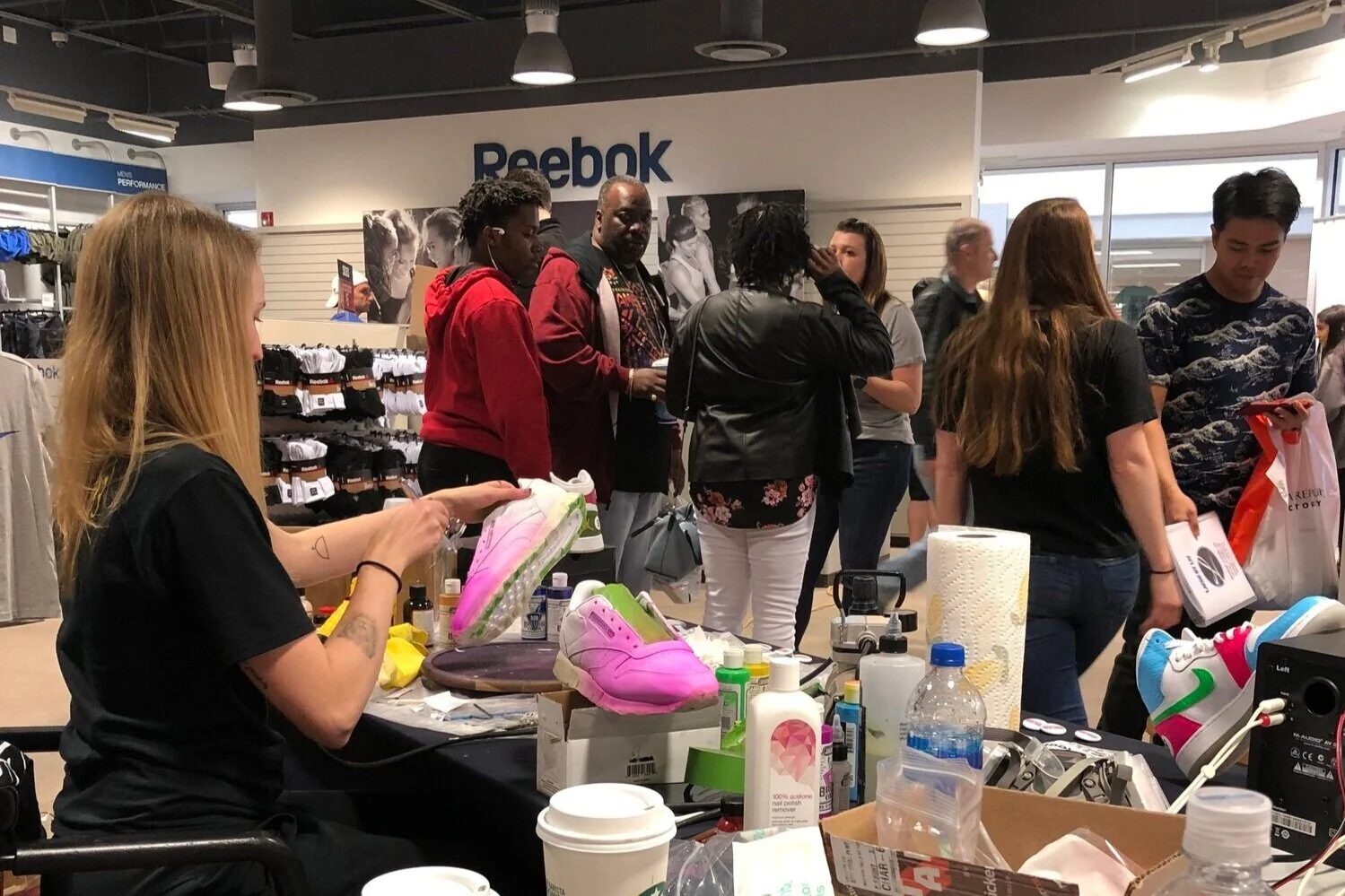WIVB.COM BUFFALO, NY FEATURE: SNEAKER EVENT