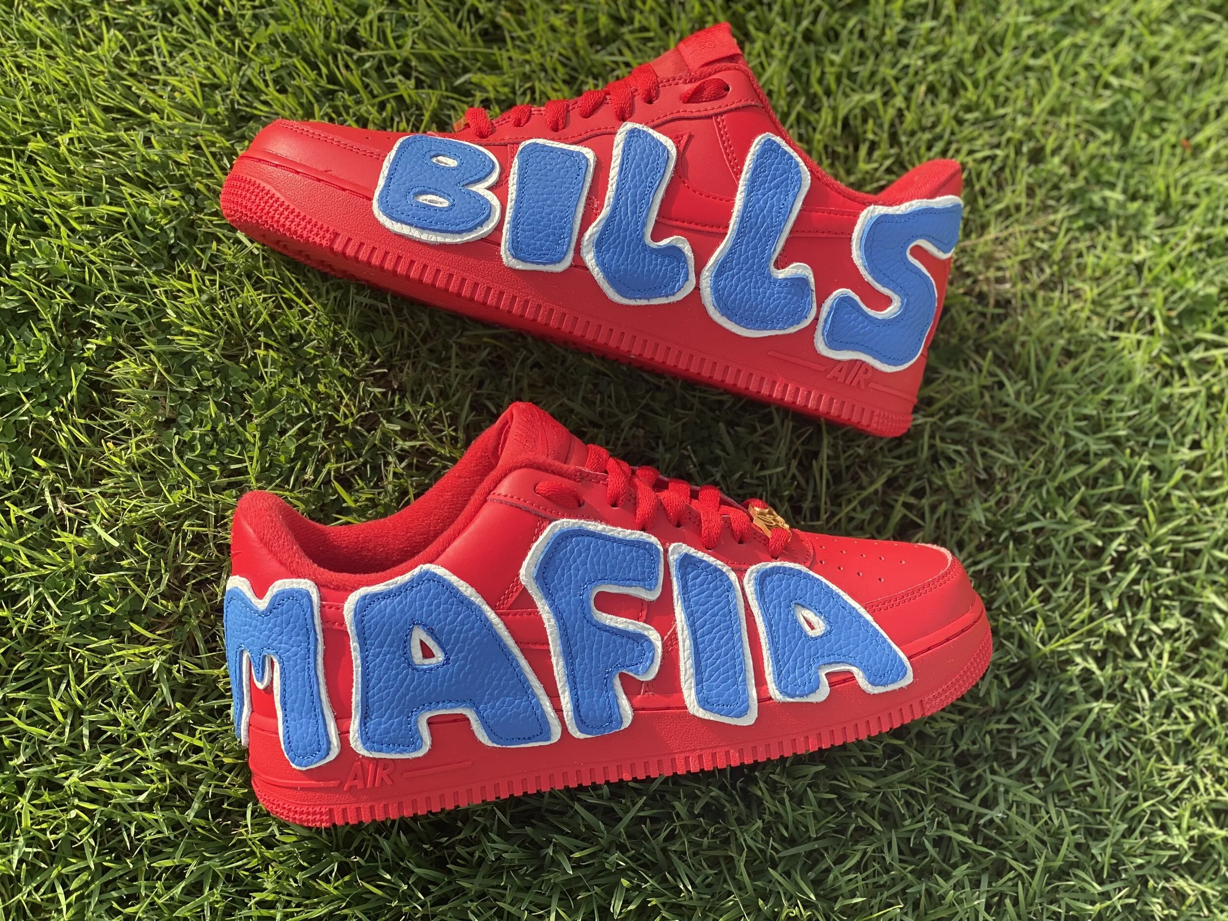 BILLS MAFIA CUT & SEWN 3.JPG