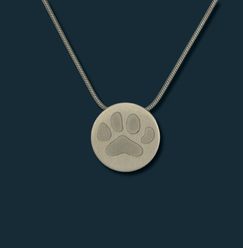 Personalized Paw Pendant Silver Necklace - Proud Tails